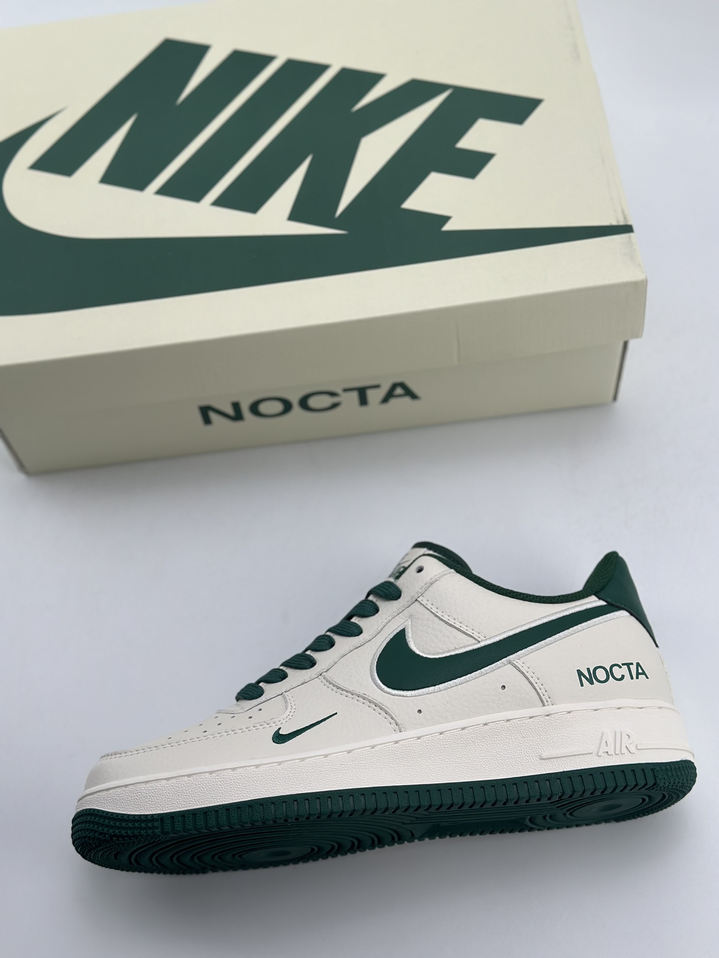 240 Nike Air Force 1 Low 07 x NOCTA 白绿 NO0224-025