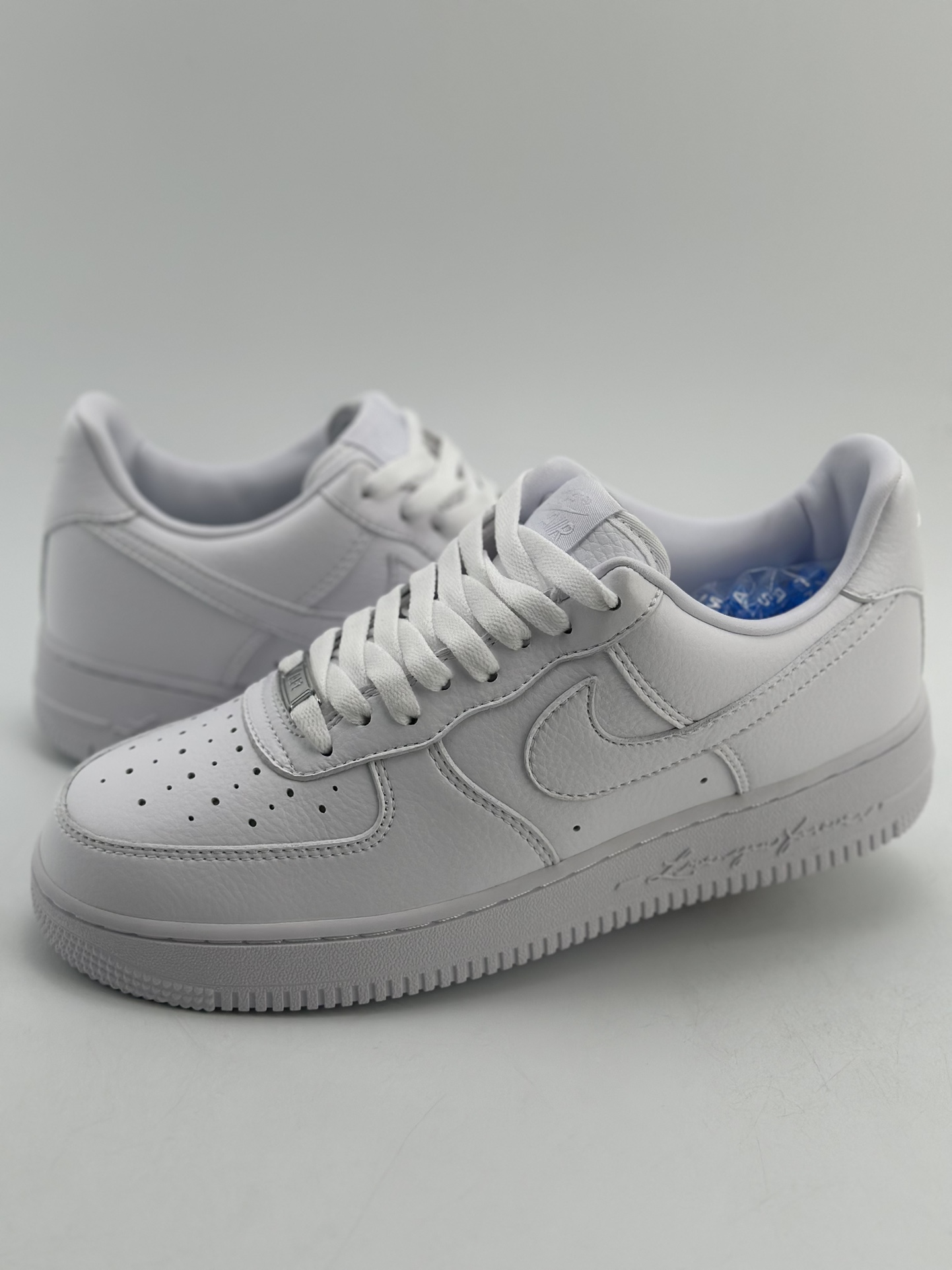 200 Nike Air Force 1 Low 07 x Drake 纯白 CZ8065-100