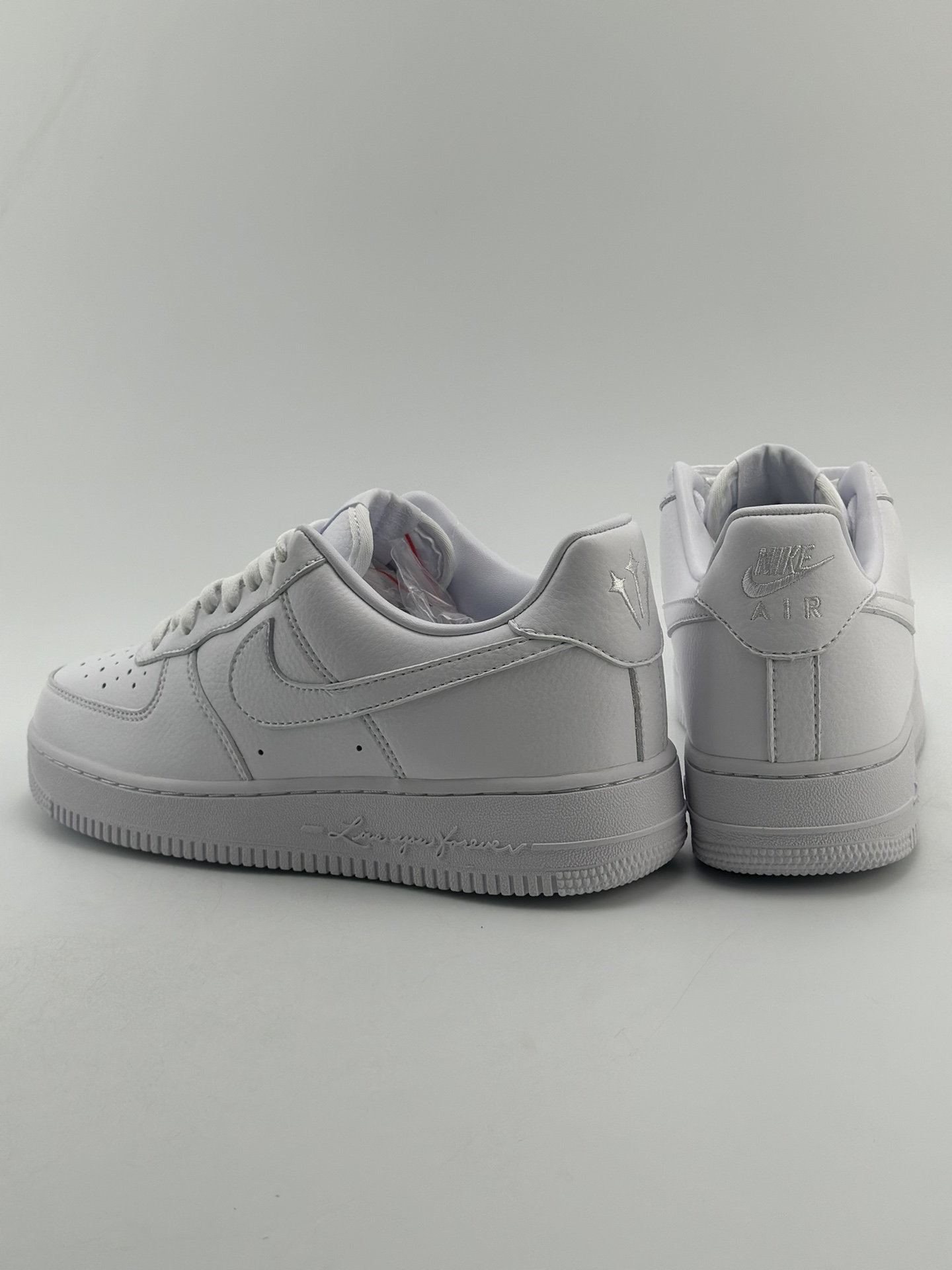 200 Nike Air Force 1 Low 07 x Drake 纯白 CZ8065-100