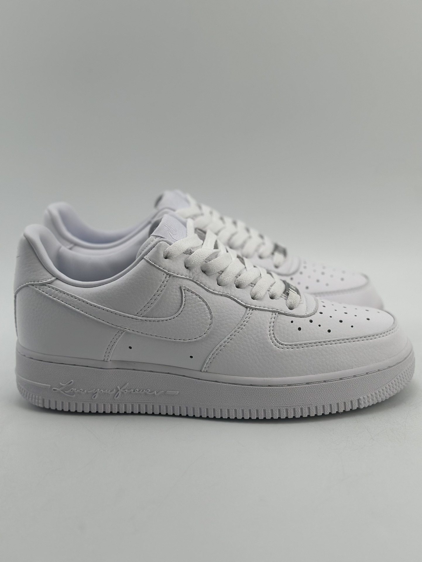 200 Nike Air Force 1 Low 07 x Drake 纯白 CZ8065-100