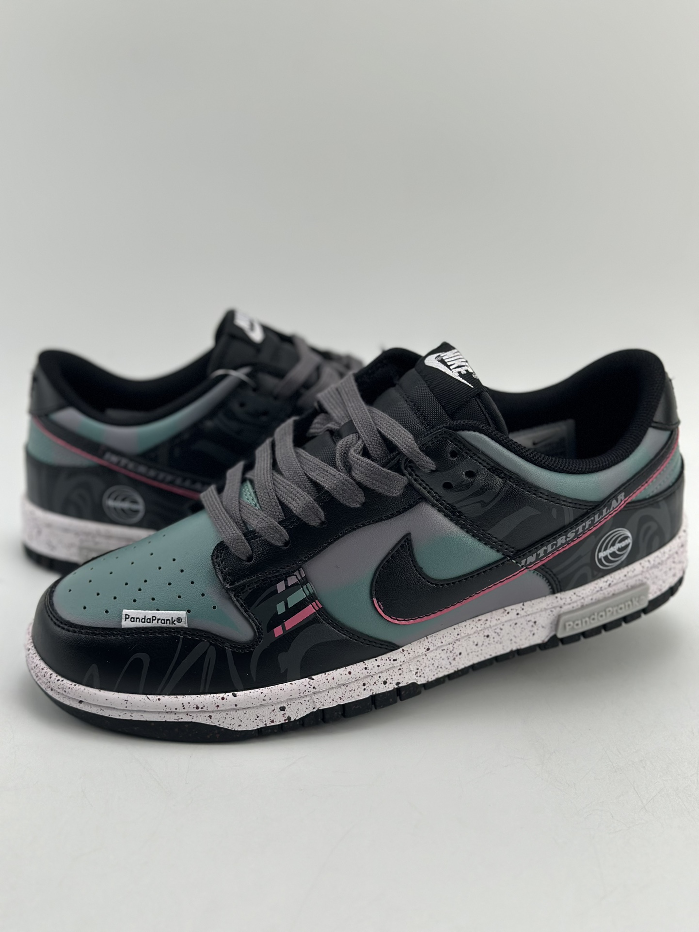 280 Nike SB Dunk Low 熊猫恶作剧 宇宙探索 穿越行星 黑紫 DV0831-002