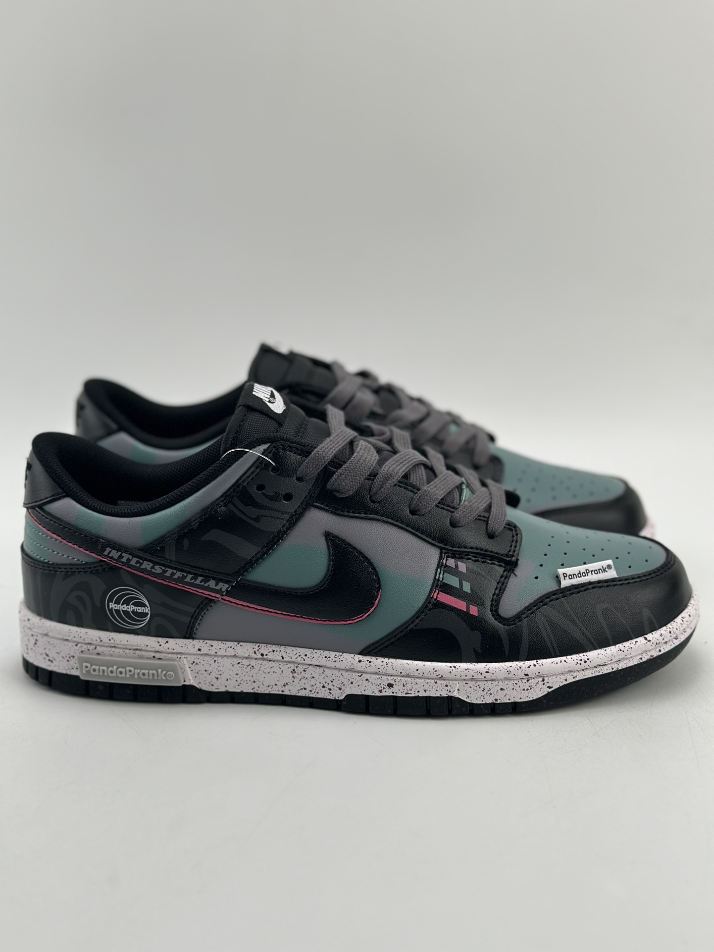 280 Nike SB Dunk Low 熊猫恶作剧 宇宙探索 穿越行星 黑紫 DV0831-002