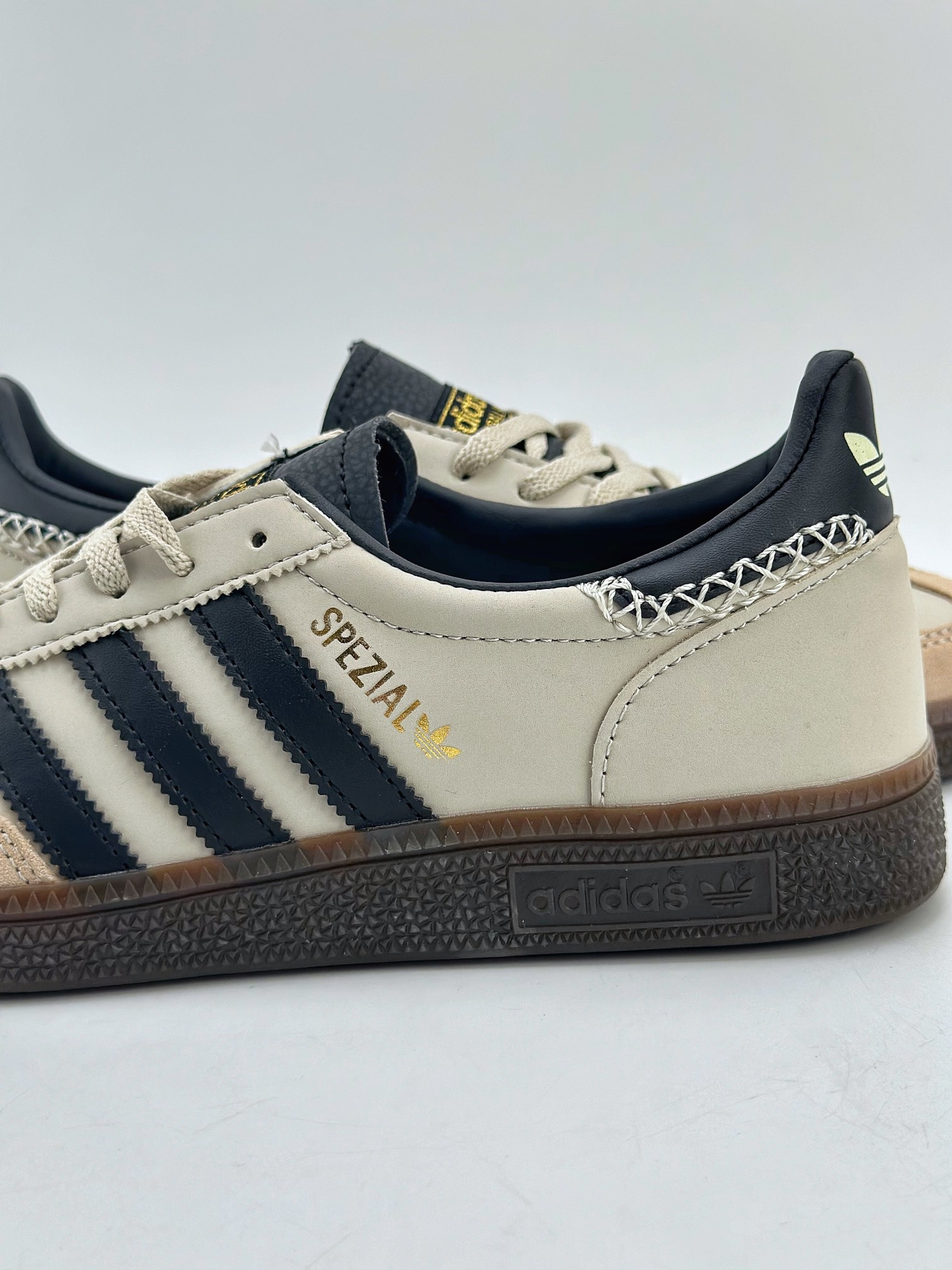 140 adidas originals Samba Handball Spezial IE3698