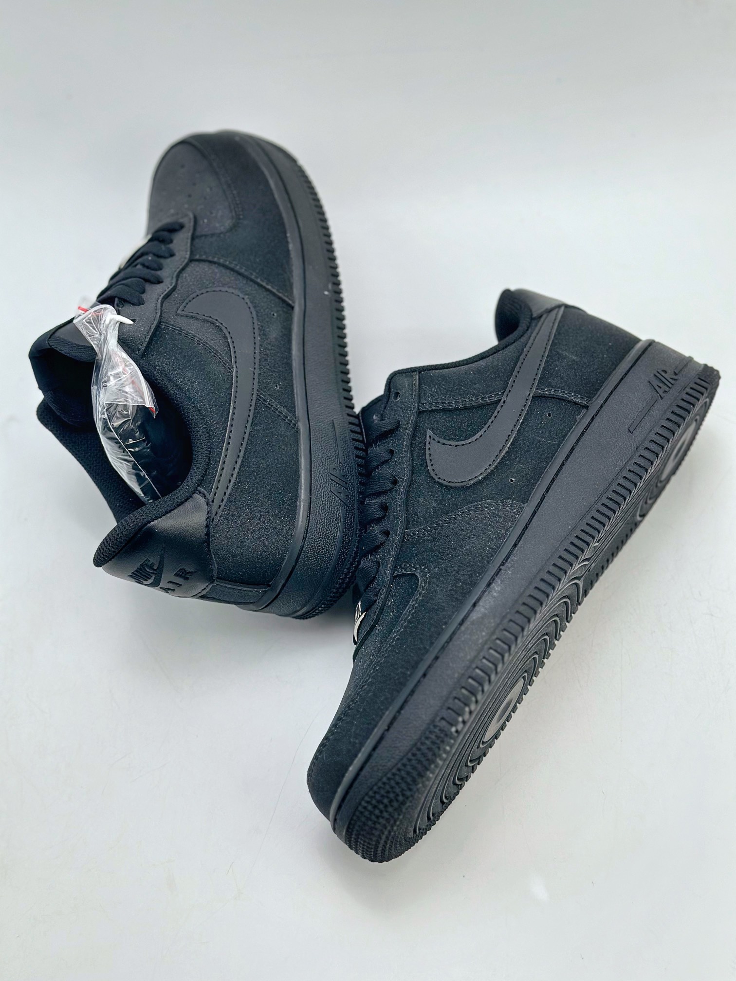 240 Nike Air Force 1 Low 07 黑闪