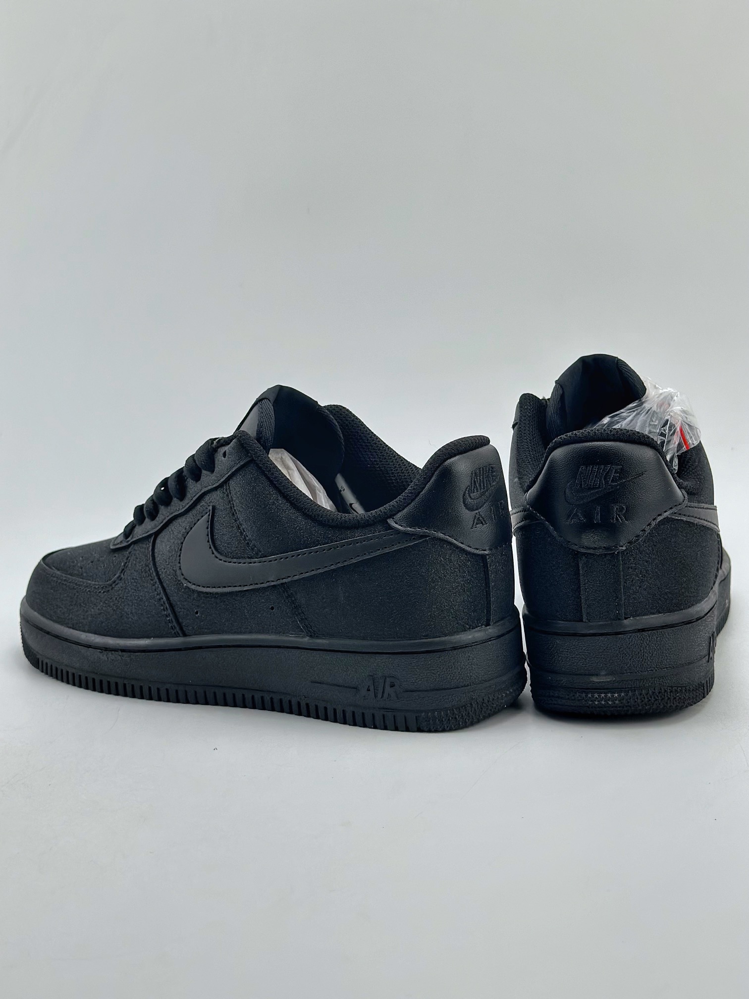 240 Nike Air Force 1 Low 07 黑闪