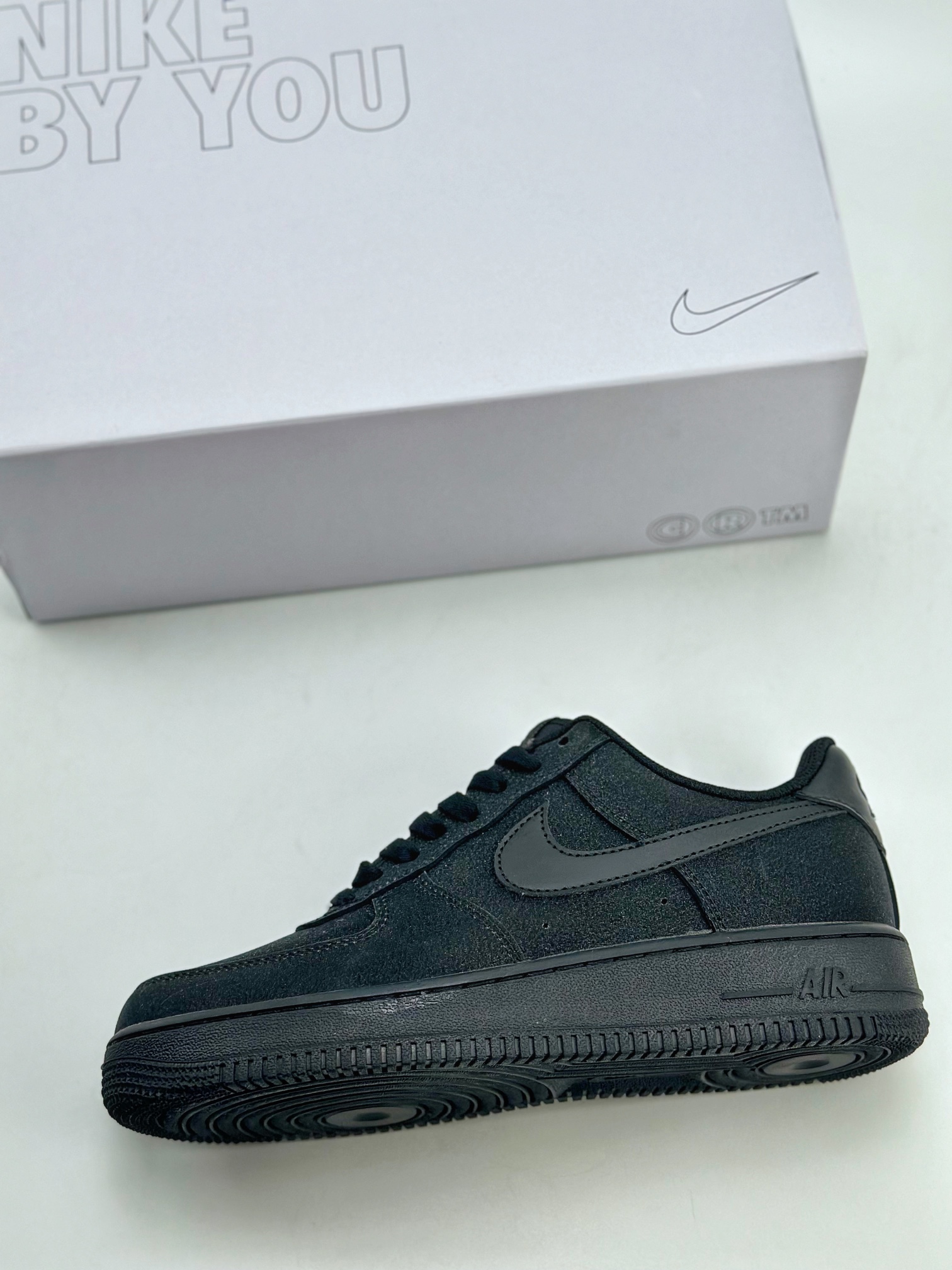 240 Nike Air Force 1 Low 07 黑闪