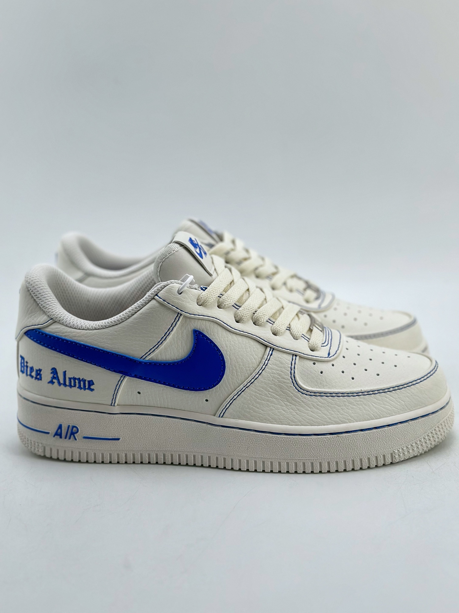 240 Nike Air Force 1 Low 07 x VLONE 白蓝 AA5360-011