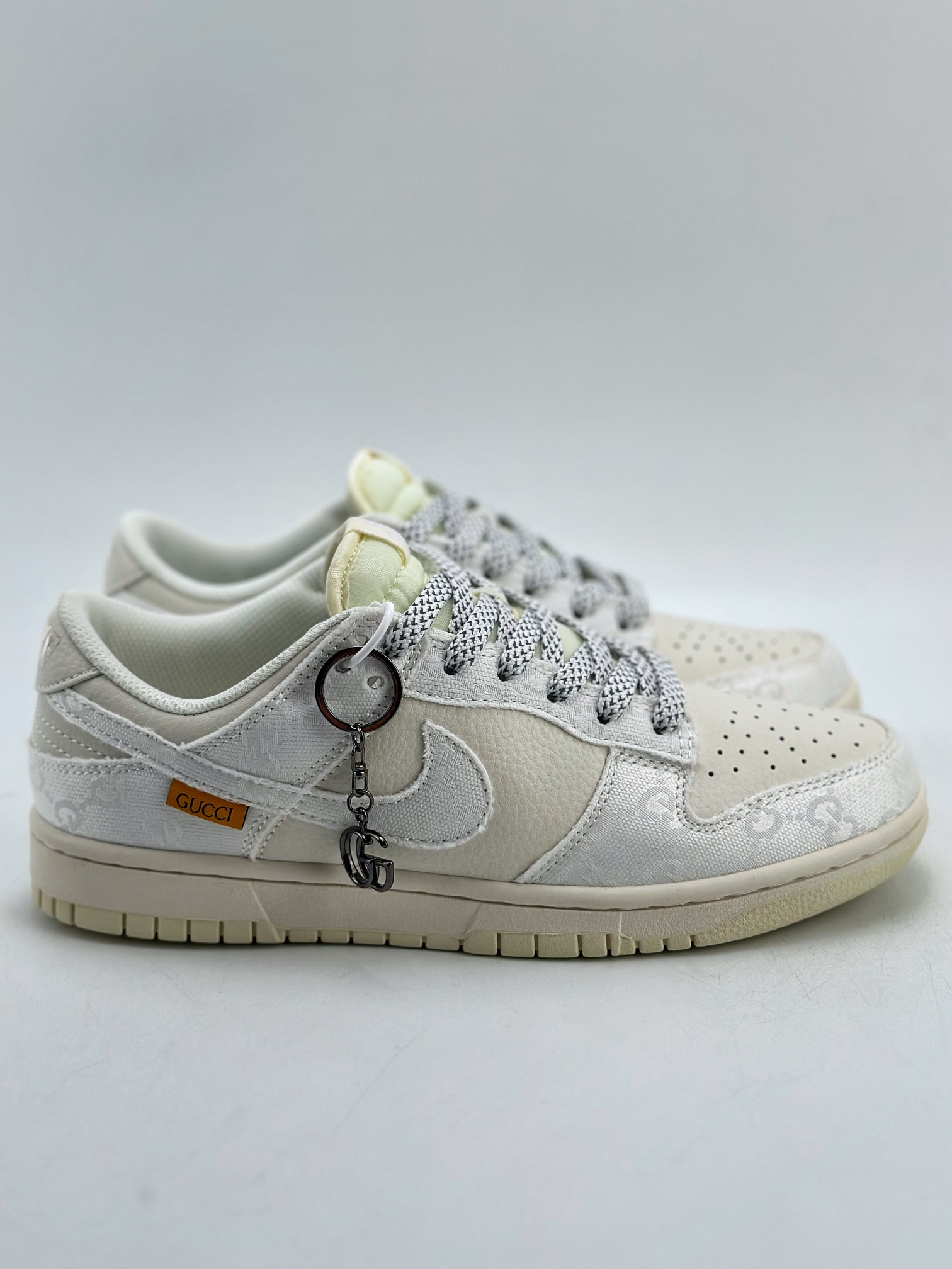 280 Nike SB Dunk Low x GUCCI 米白帆布满天星 BB9676-312