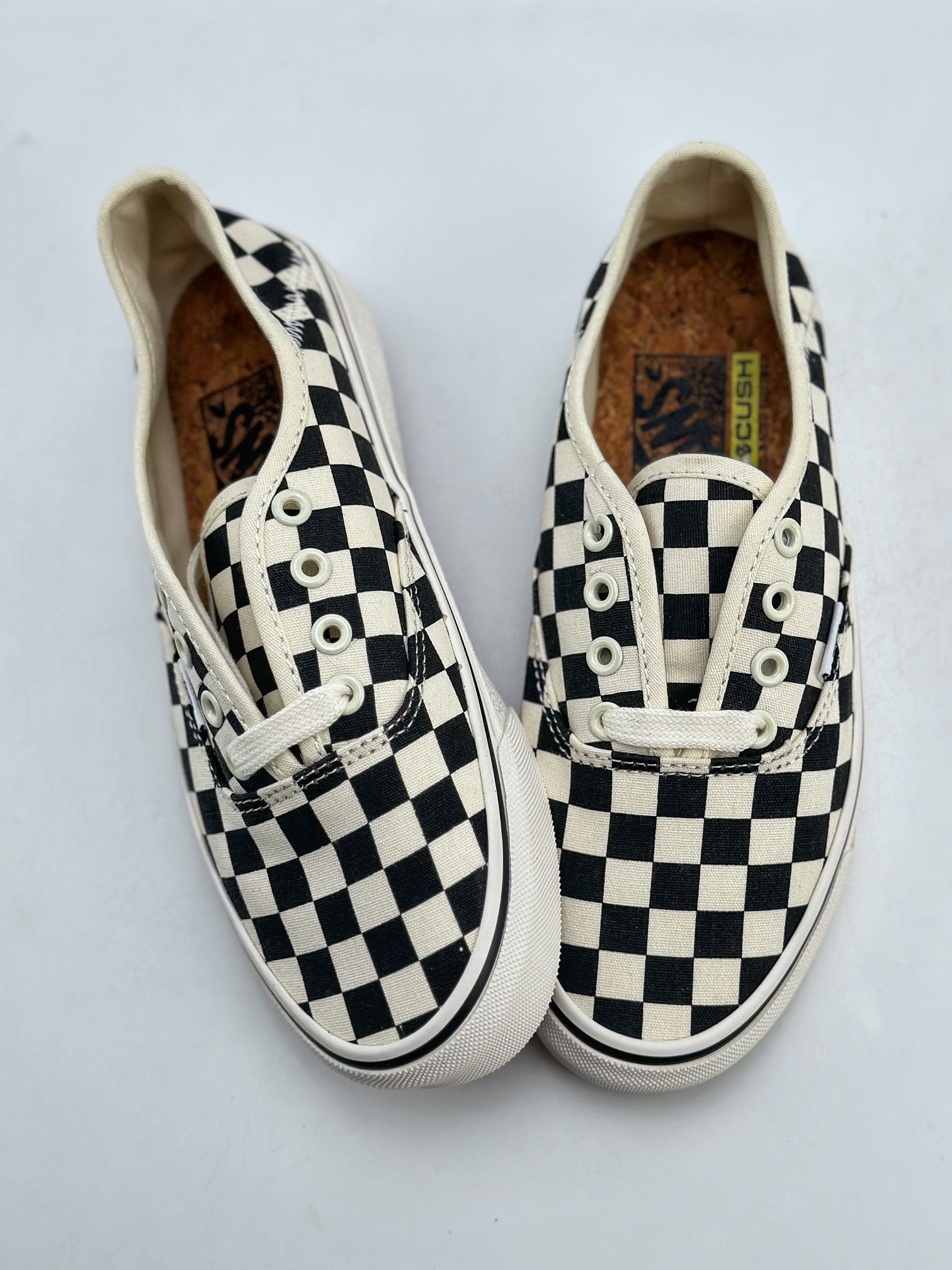 130 VANS Authentic VR3环保系列 黑白棋盘板鞋