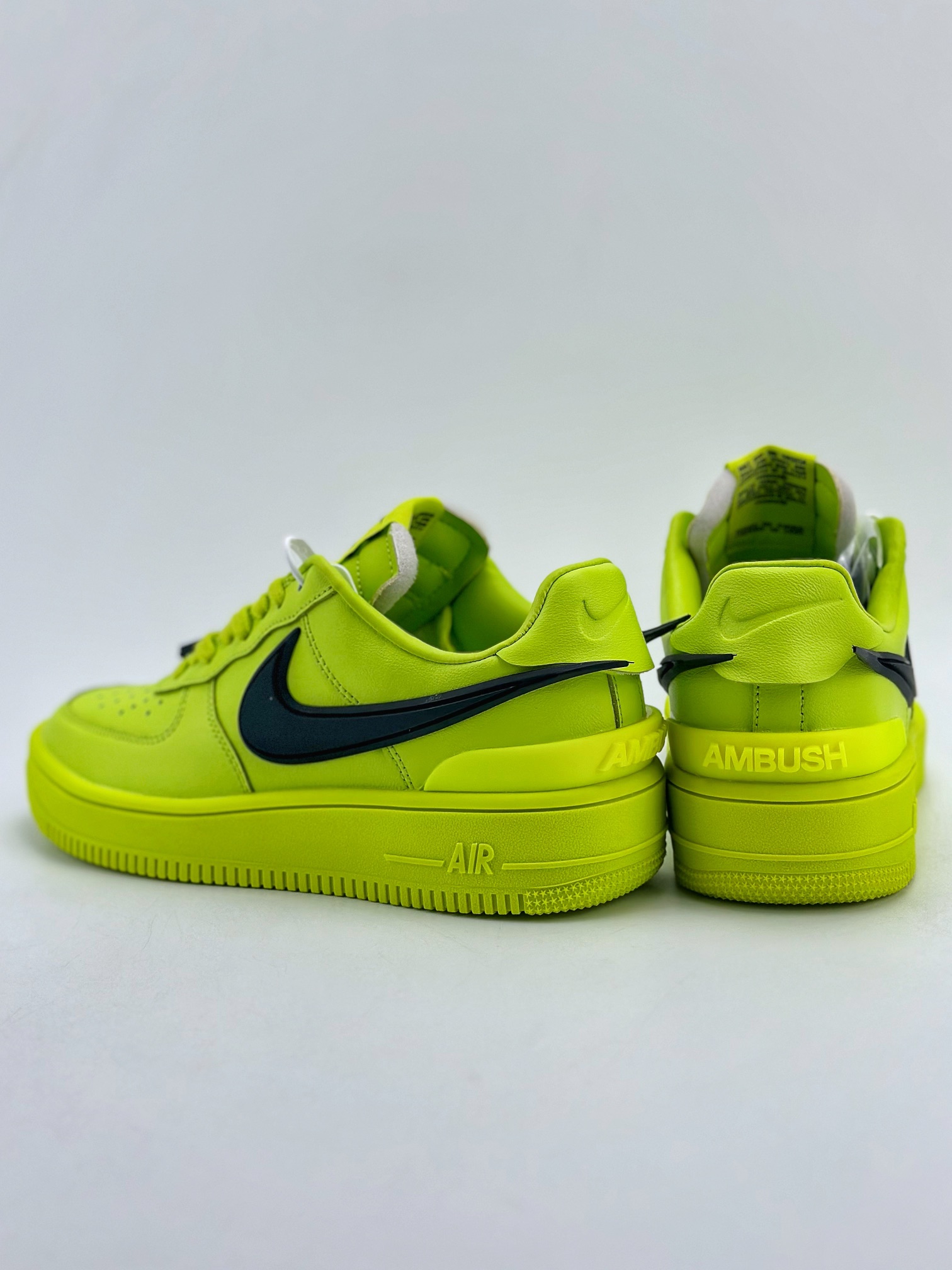 260 Nike Air Force 1 Low 07 x AMBUSH 联名大勾 荧光绿 DV3464-100