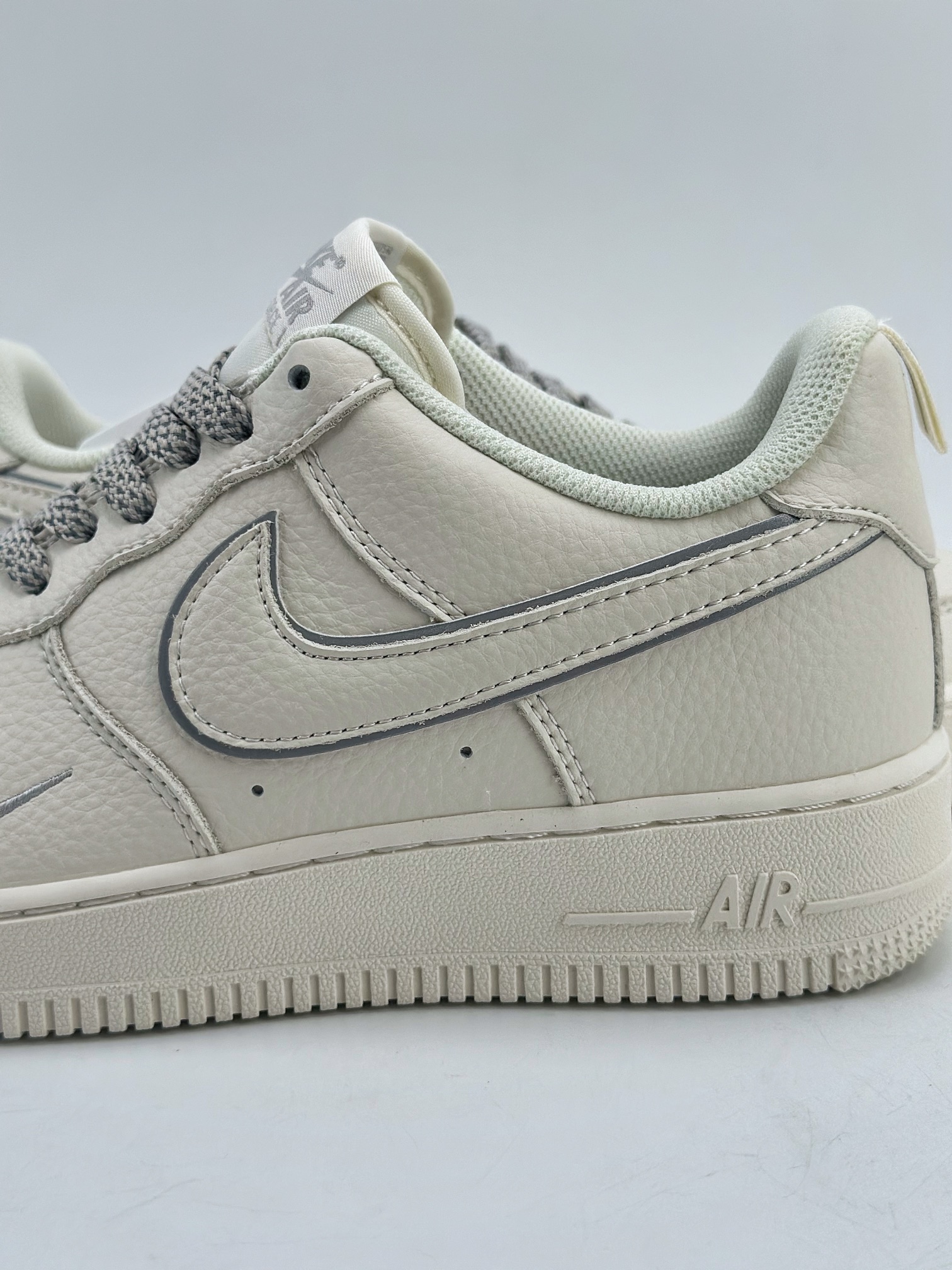 240 Nike Air Force 1 Low 07 米白满天星 MJ0319-023