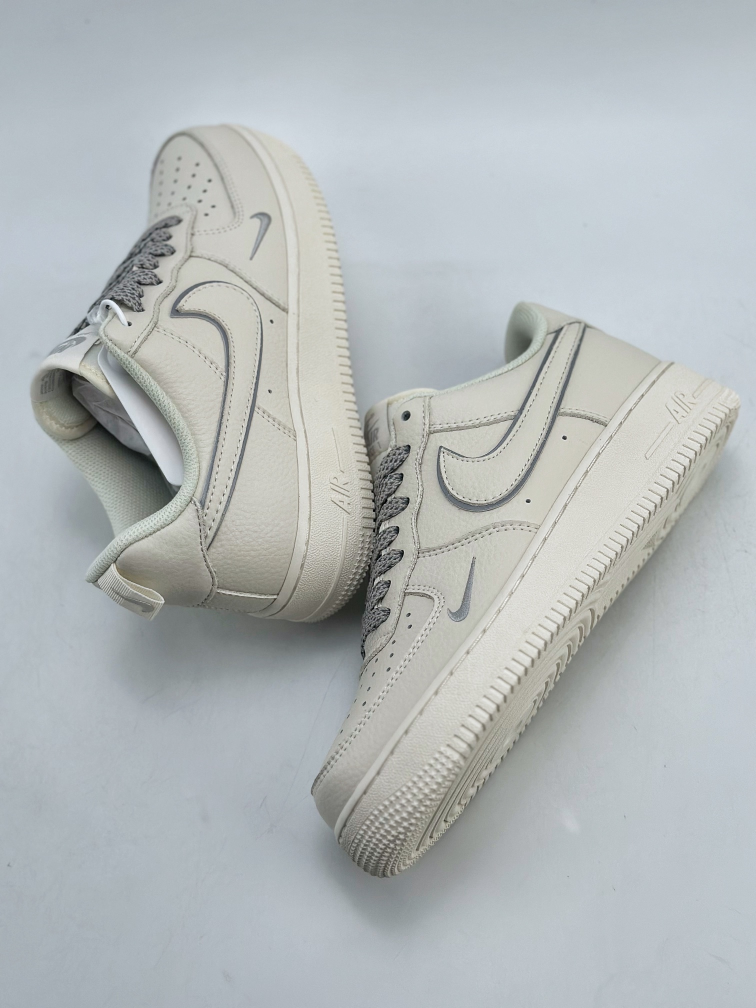 240 Nike Air Force 1 Low 07 米白满天星 MJ0319-023