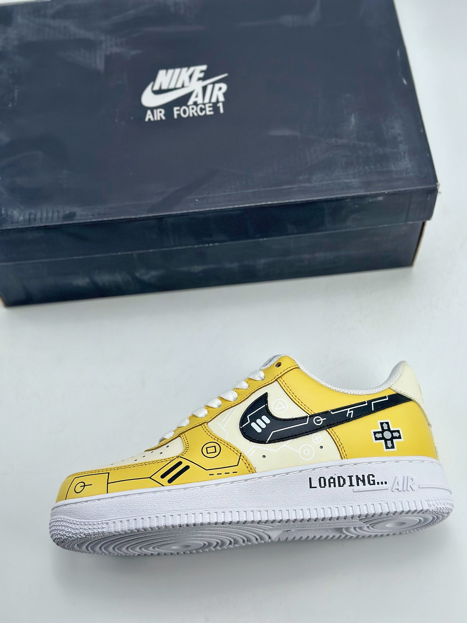 240 Nike Air Force 1 Low 07 电玩空军 白黑黄 CW2288-113