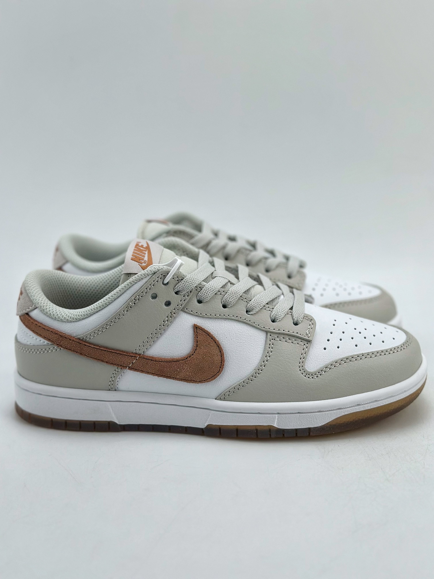 180 NIKE SB Dunk Low RETRO PREMIUM 灰棕 FJ4188-001