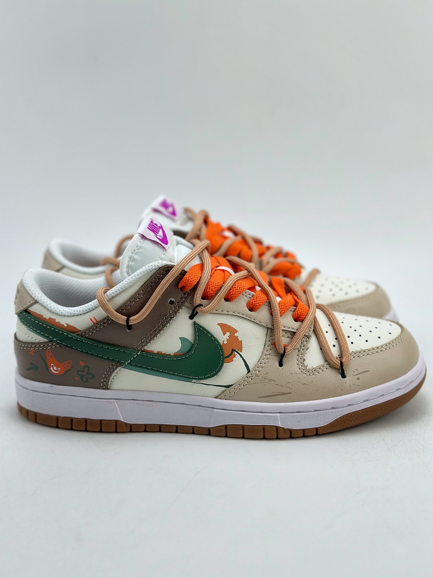 180 NIKE SB Dunk Low 狐狸的夏天米棕 FD9922-151