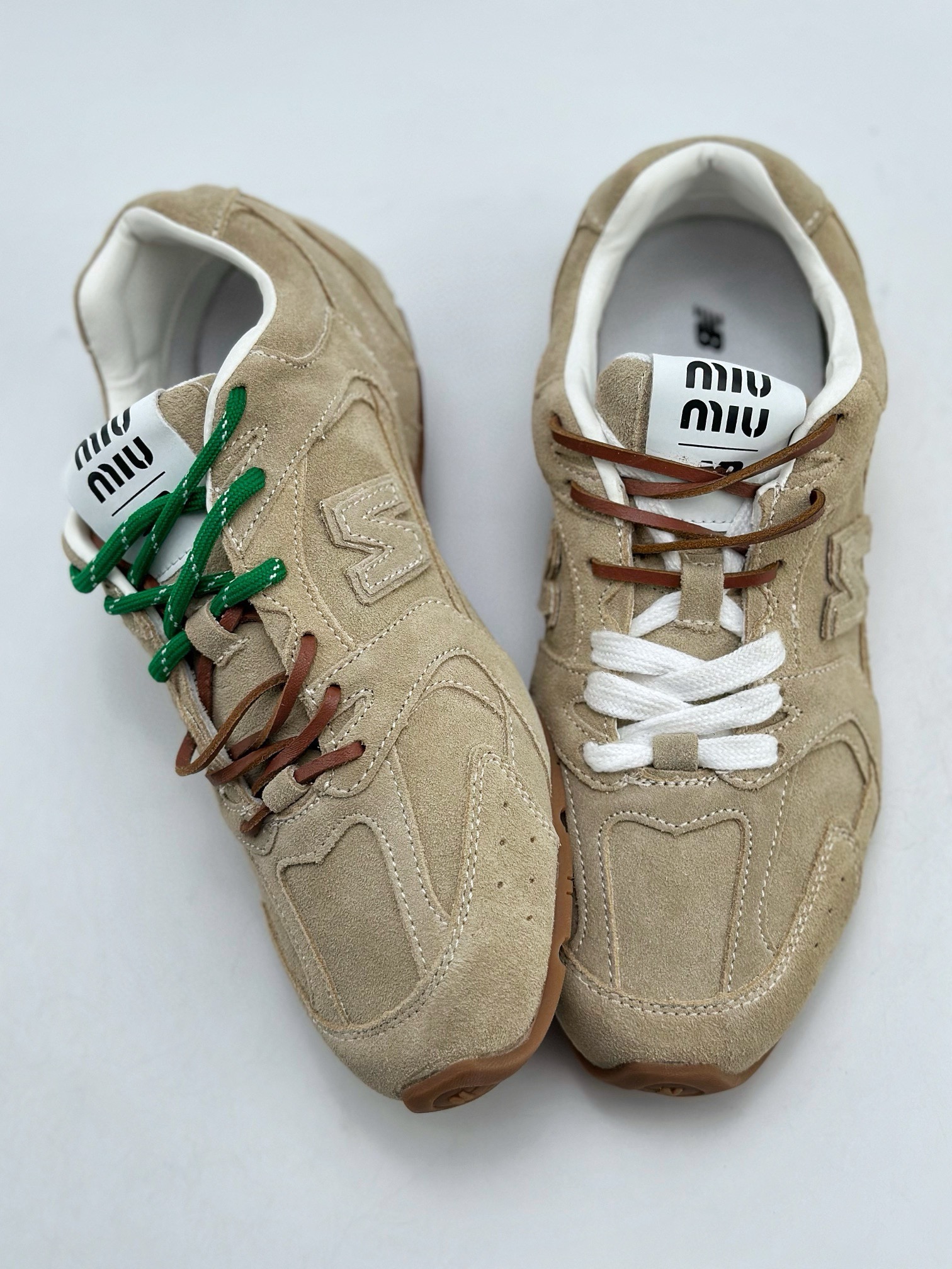 190 New Balance x Miumiu 缪缪联名 24s联名款运动鞋 5E165E Z5O F0401 5 99 F D005