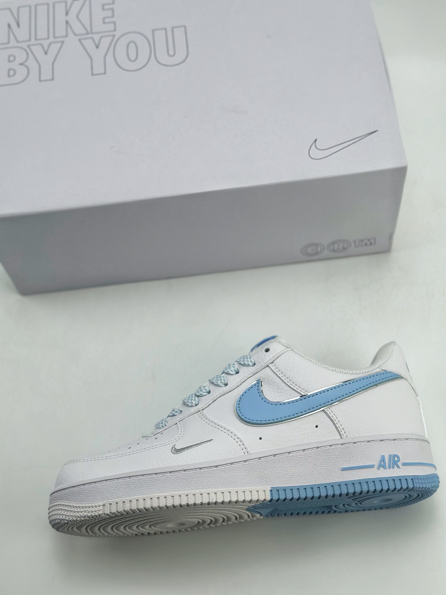 220 Nike Air Force 1 Low 07 白蓝满天星