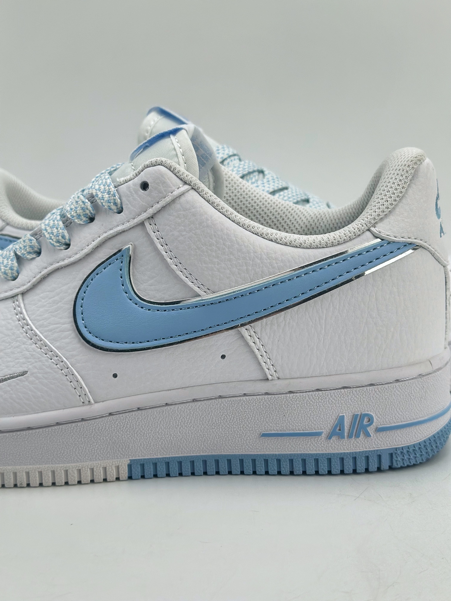 220 Nike Air Force 1 Low 07 白蓝满天星