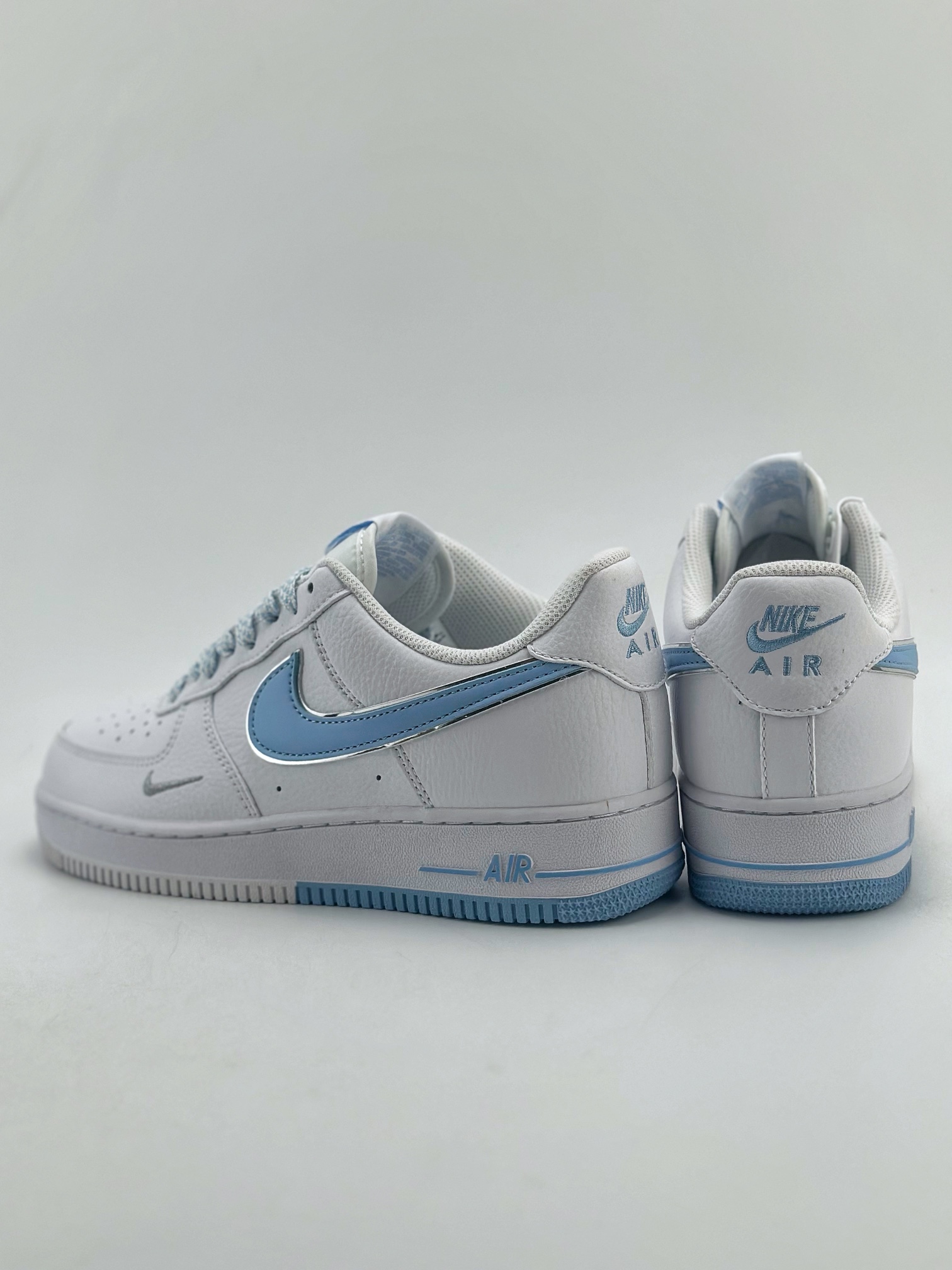 220 Nike Air Force 1 Low 07 白蓝满天星