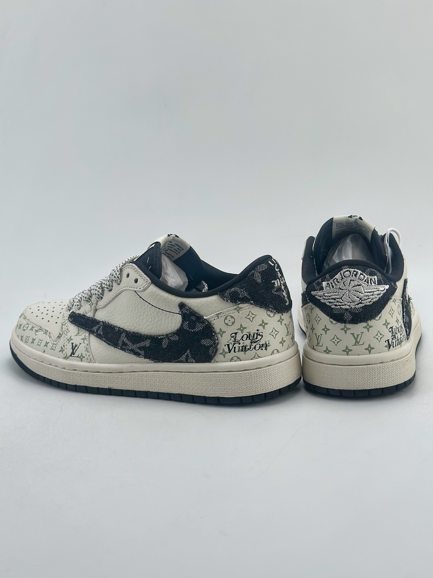 280 Travis Scott x Nike Air Jordan 1 Low x Louis Vuitton Air Jordan 1 Low 反转黑米白牛仔布倒钩 SJ2068-005