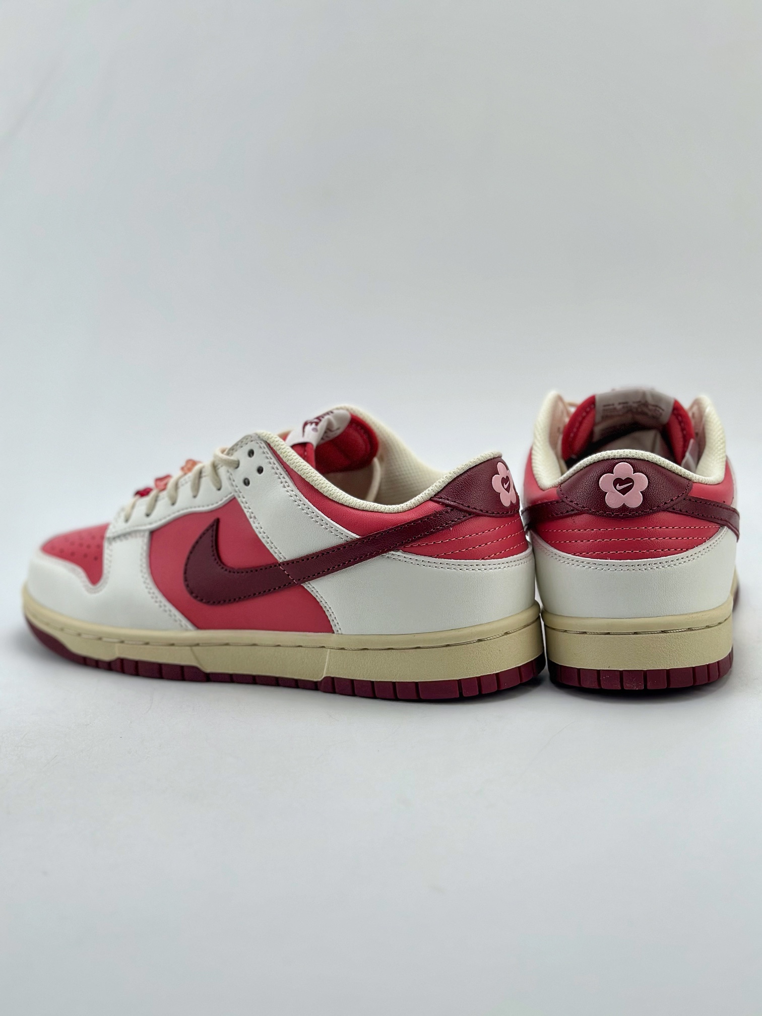 190 NIKE SB Dunk Low ”Valentine‘s Day” 情人节限定 HF0736-161