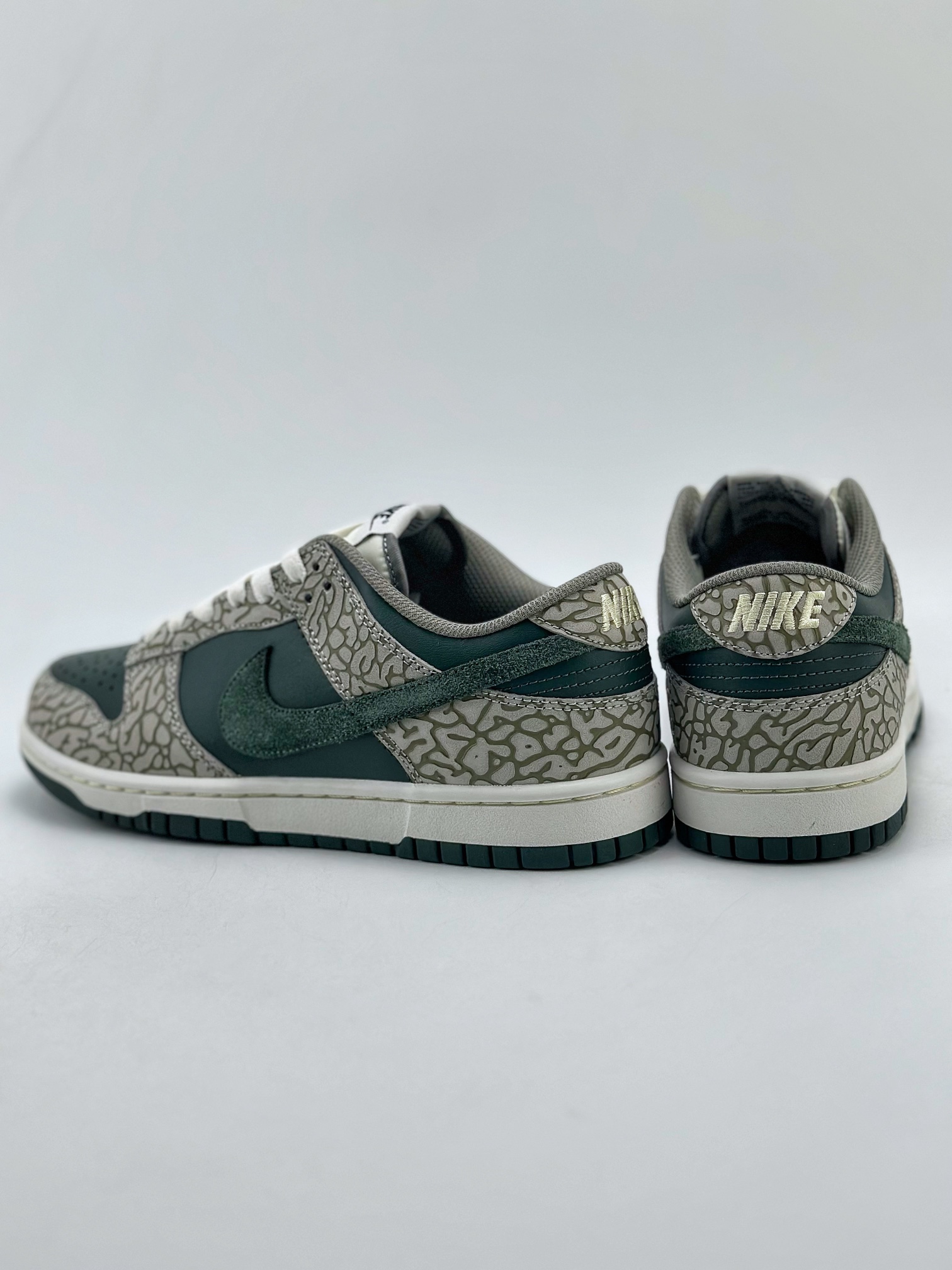 260 Nike SB Dunk Low Premium ”Urban Landscape” 2.0 绿色 HF4878-053