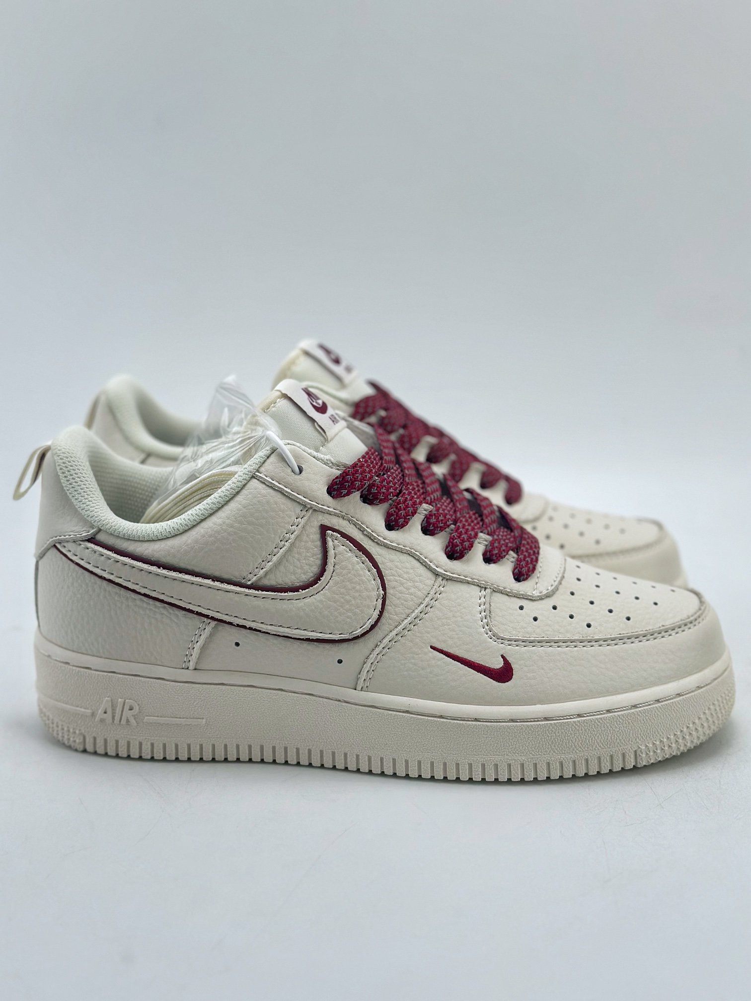 240 Nike Air Force 1 Low 07 白酒红满天星 MJ0319-025