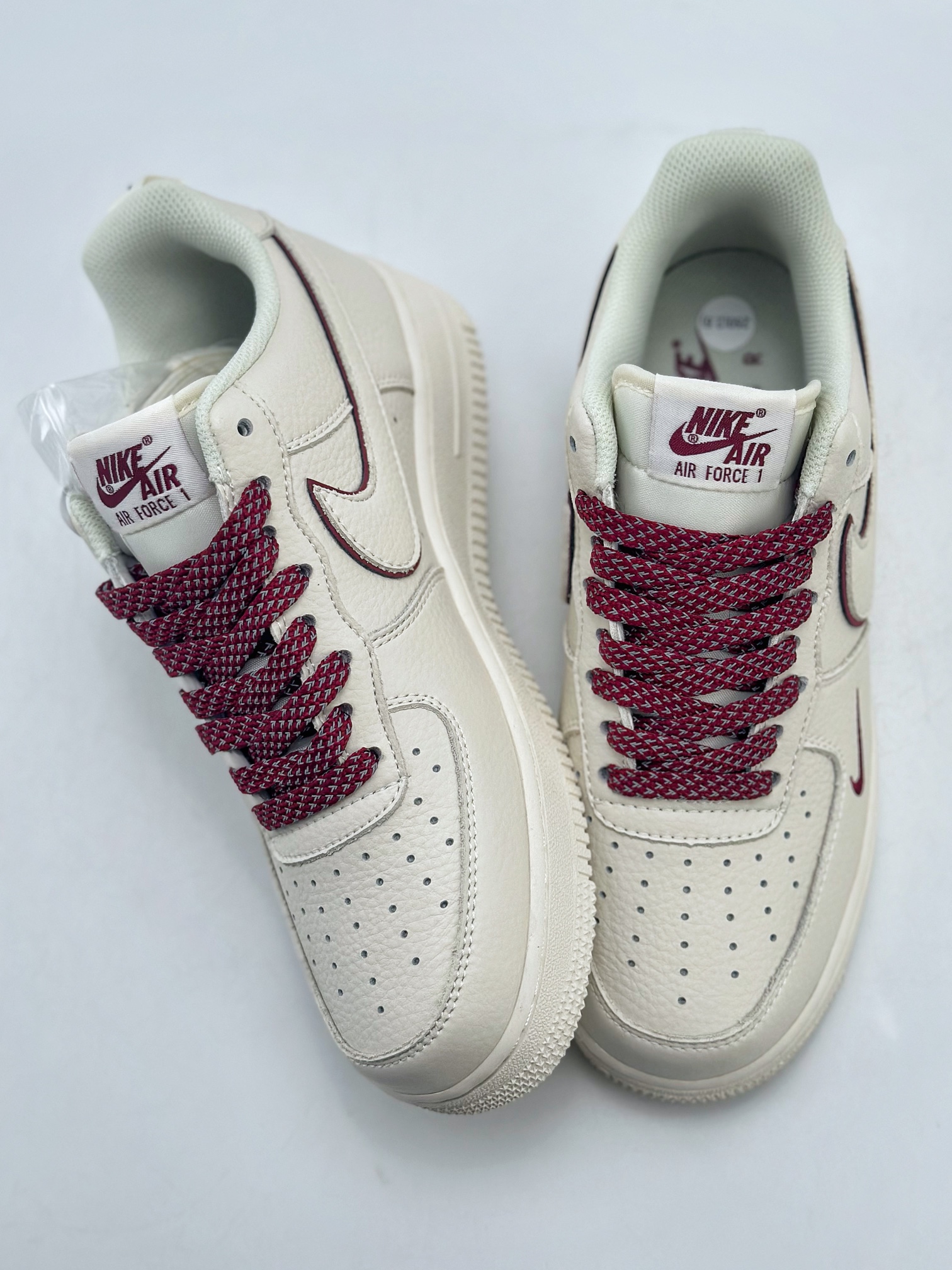 240 Nike Air Force 1 Low 07 白酒红满天星 MJ0319-025