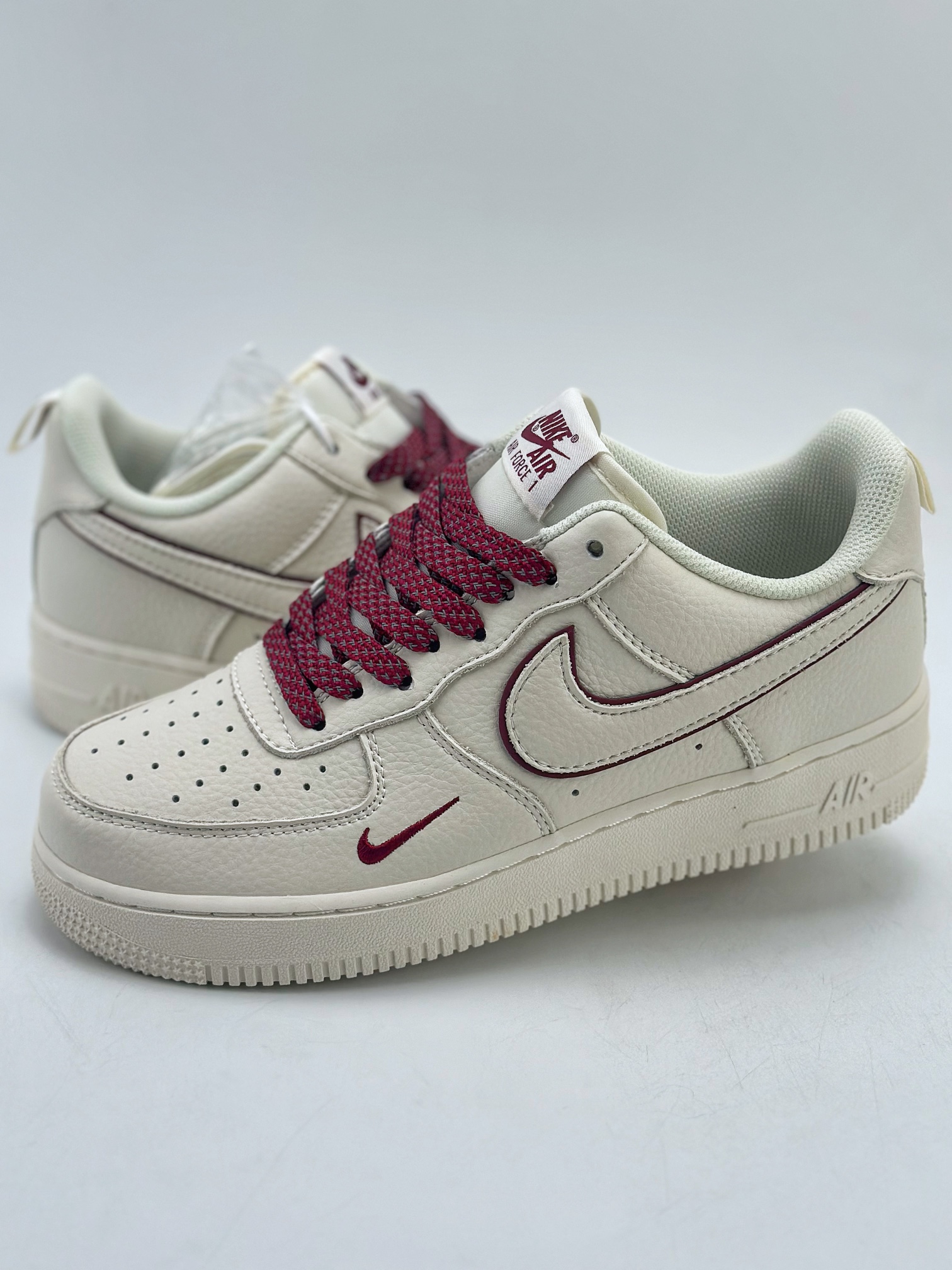 240 Nike Air Force 1 Low 07 白酒红满天星 MJ0319-025