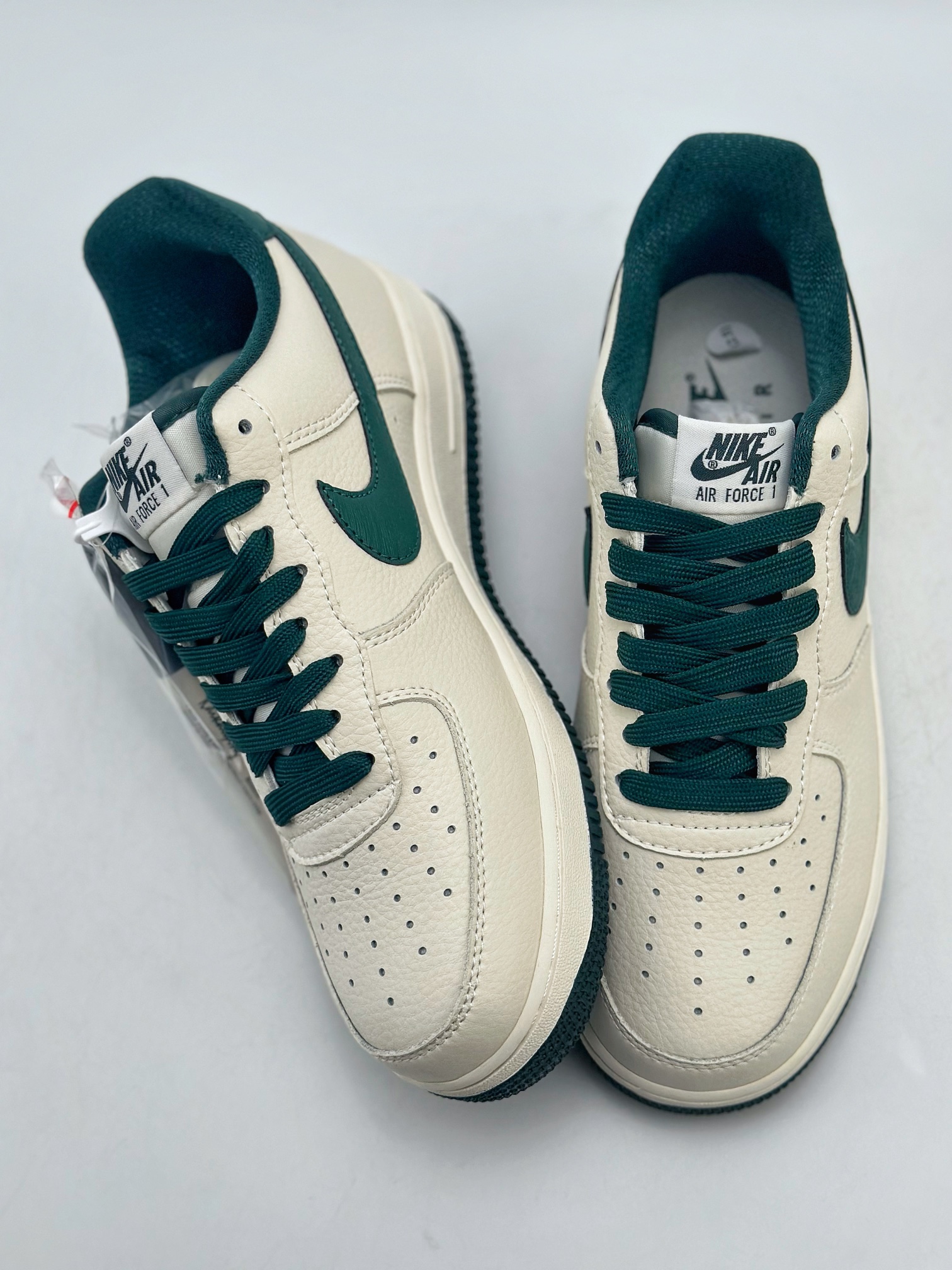 220 Nike Air Force 1 Low 07 白绿 PO3699-807