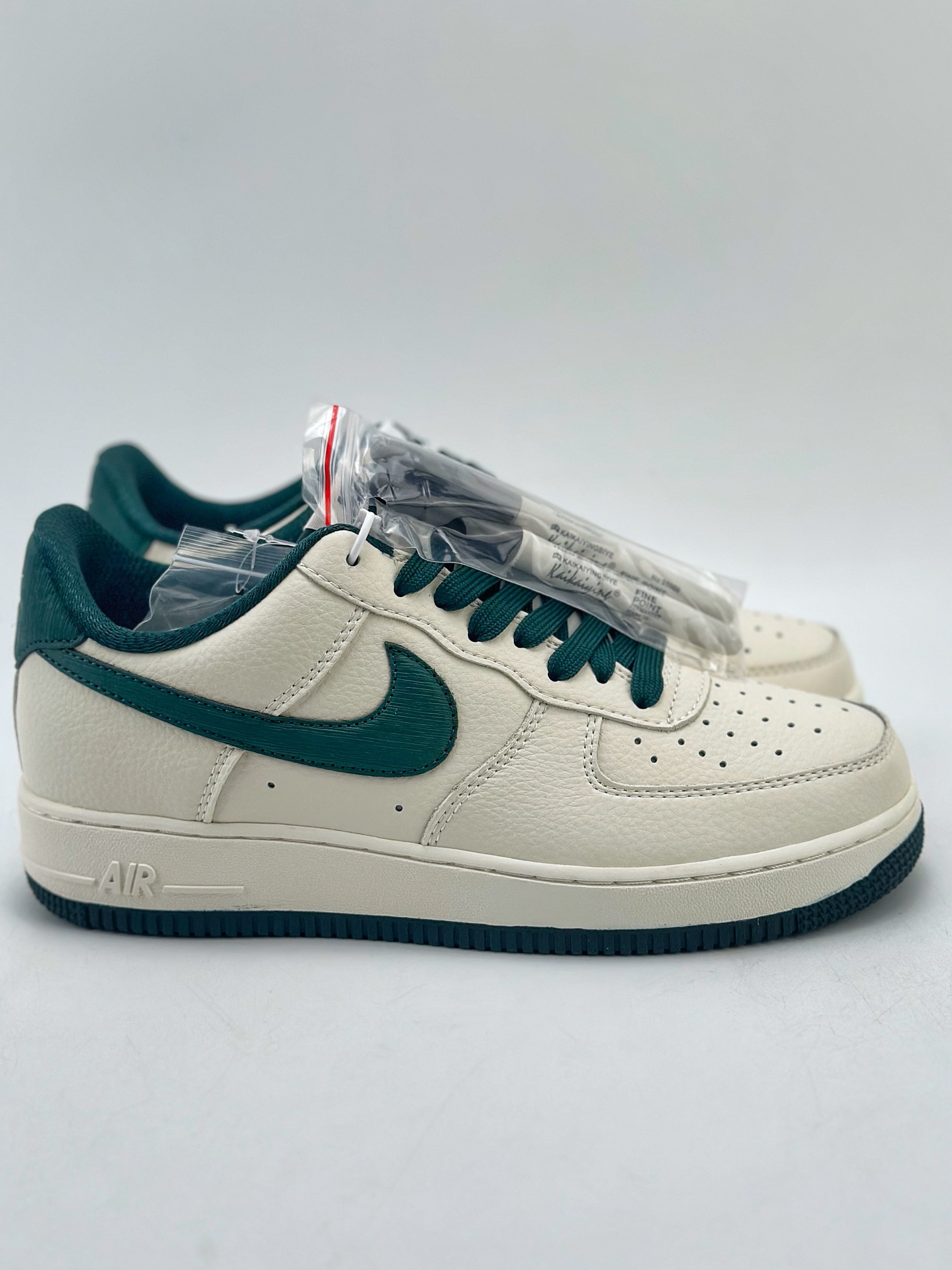 220 Nike Air Force 1 Low 07 白绿 PO3699-807