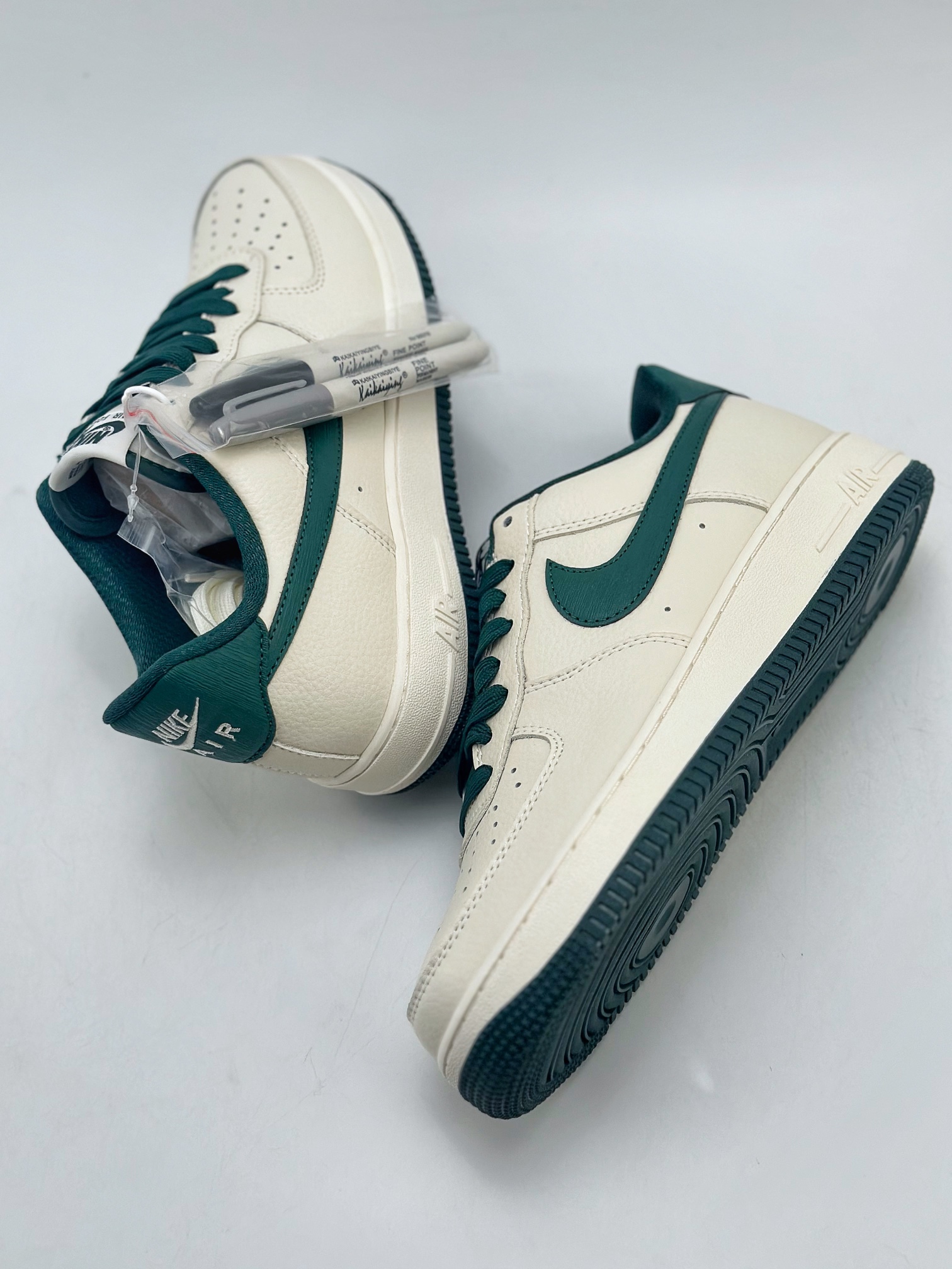 220 Nike Air Force 1 Low 07 白绿 PO3699-807