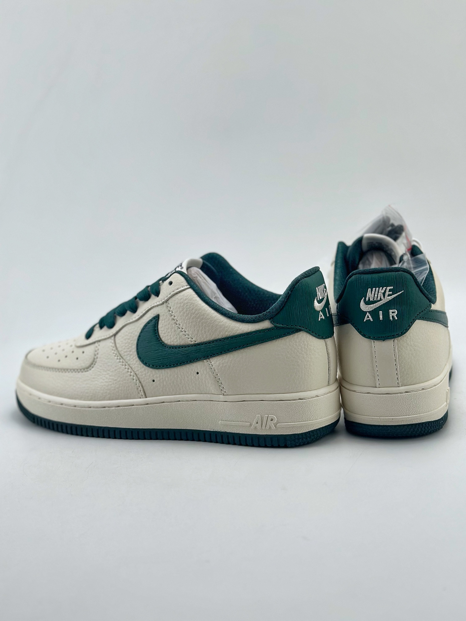 220 Nike Air Force 1 Low 07 白绿 PO3699-807