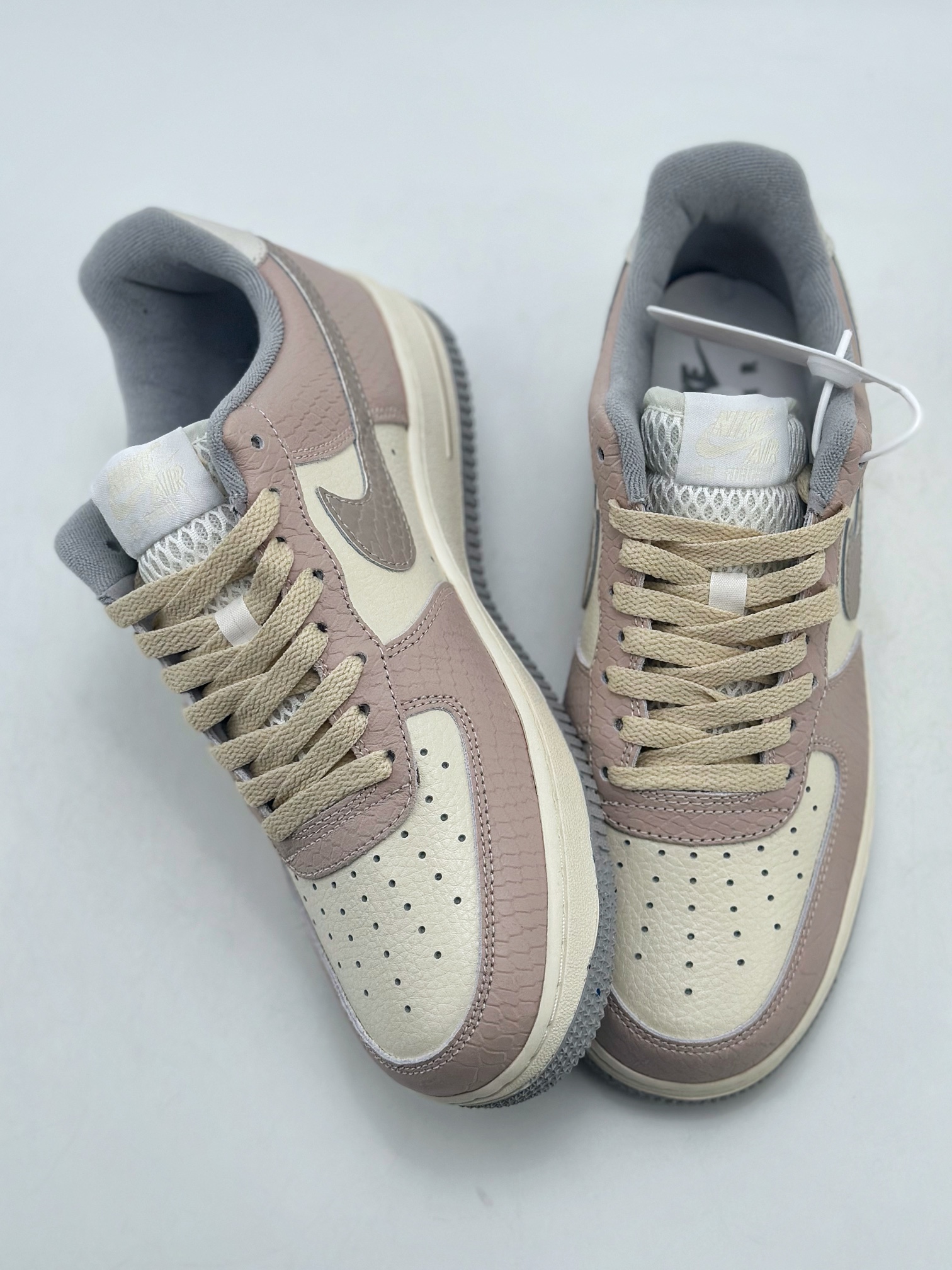 200 Nike Air Force 1 Low 07 龙年限定CNY 祥云 米白 DX2678-100