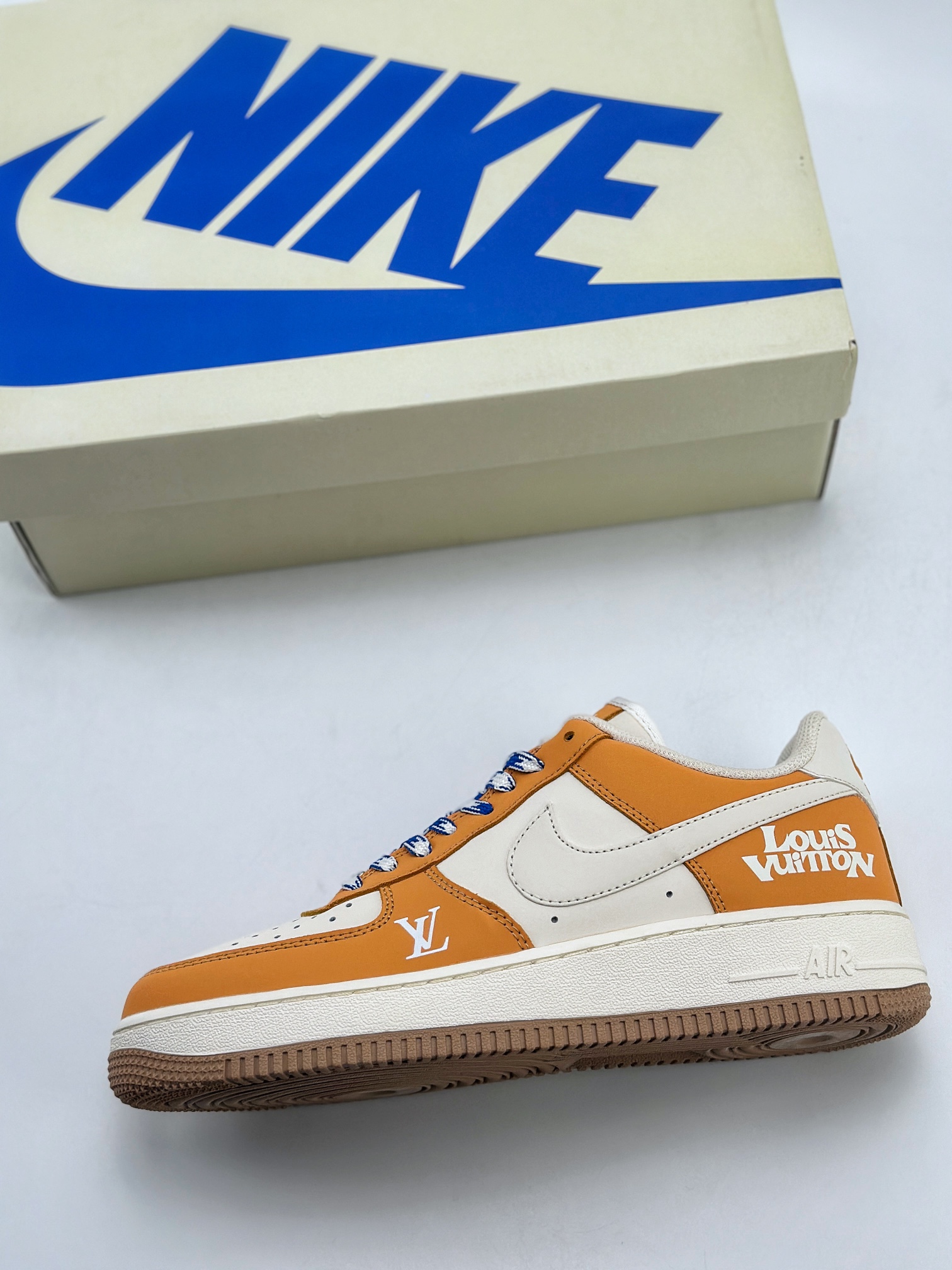 120 Nike Air Force 1 Low 07 x Louis Vuitton 浅桔黄 HX123-008