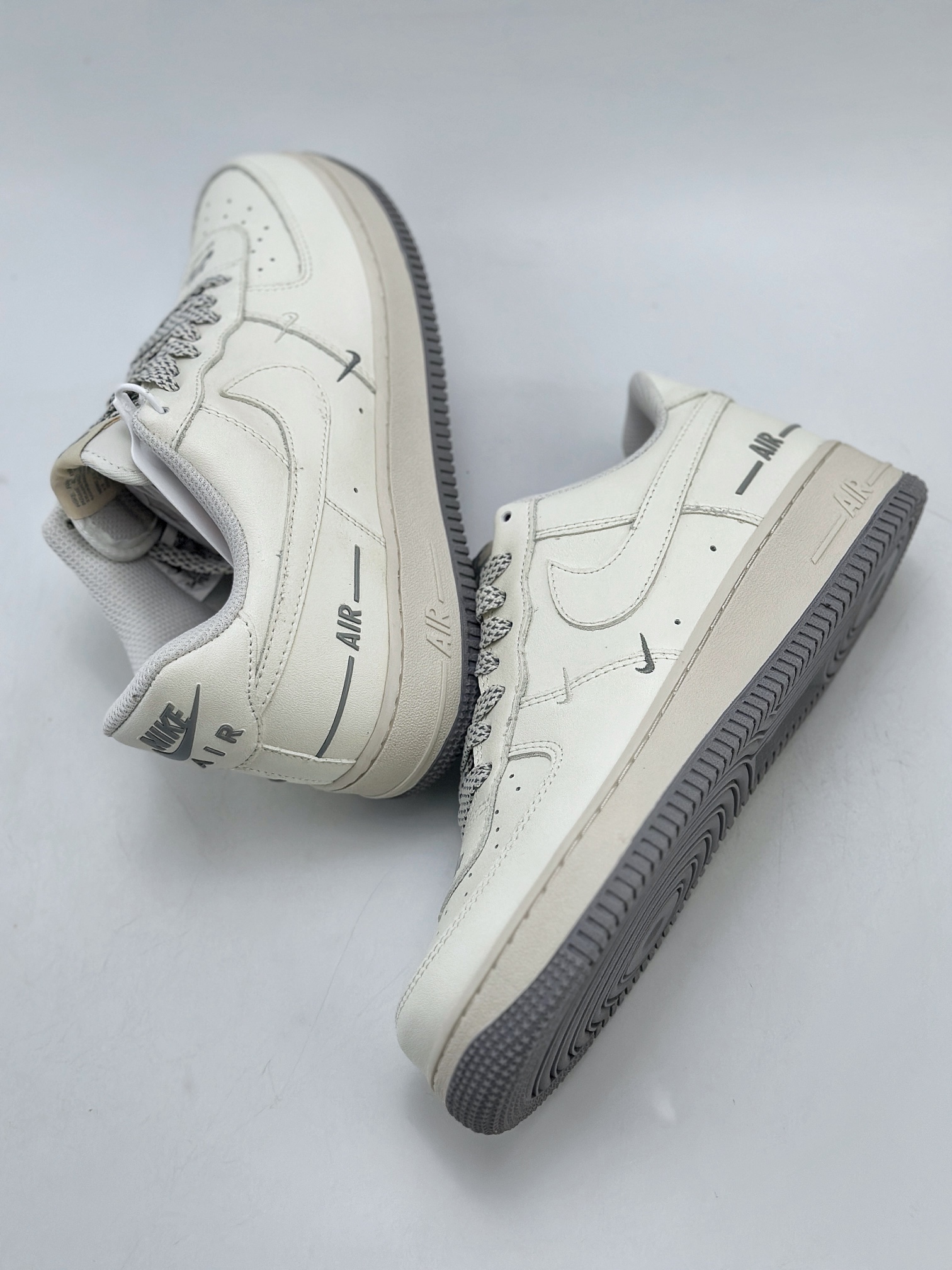 Nike Air Force 1 Low 07 米白三钩满天星 CJ1379-603