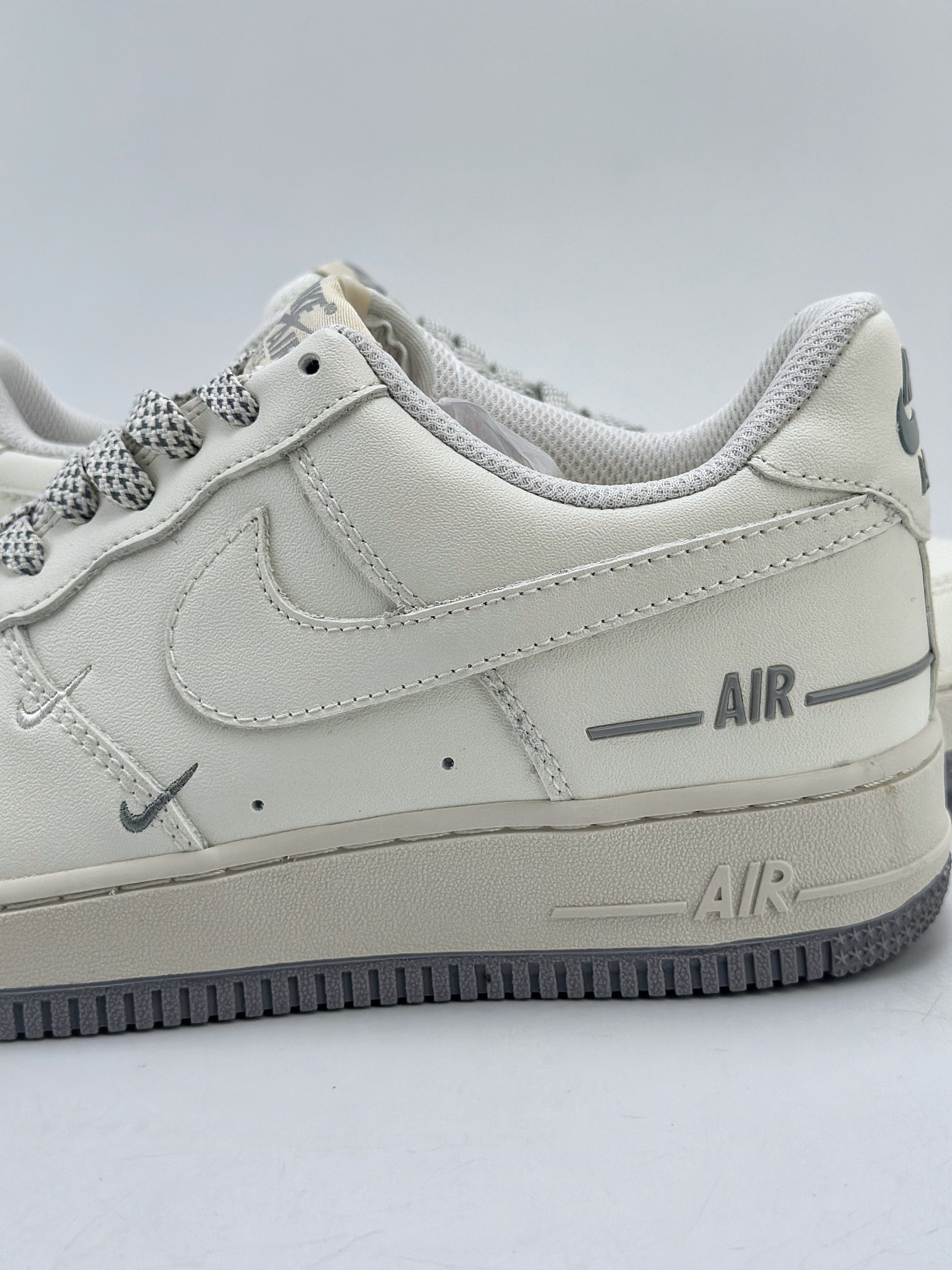 Nike Air Force 1 Low 07 米白三钩满天星 CJ1379-603