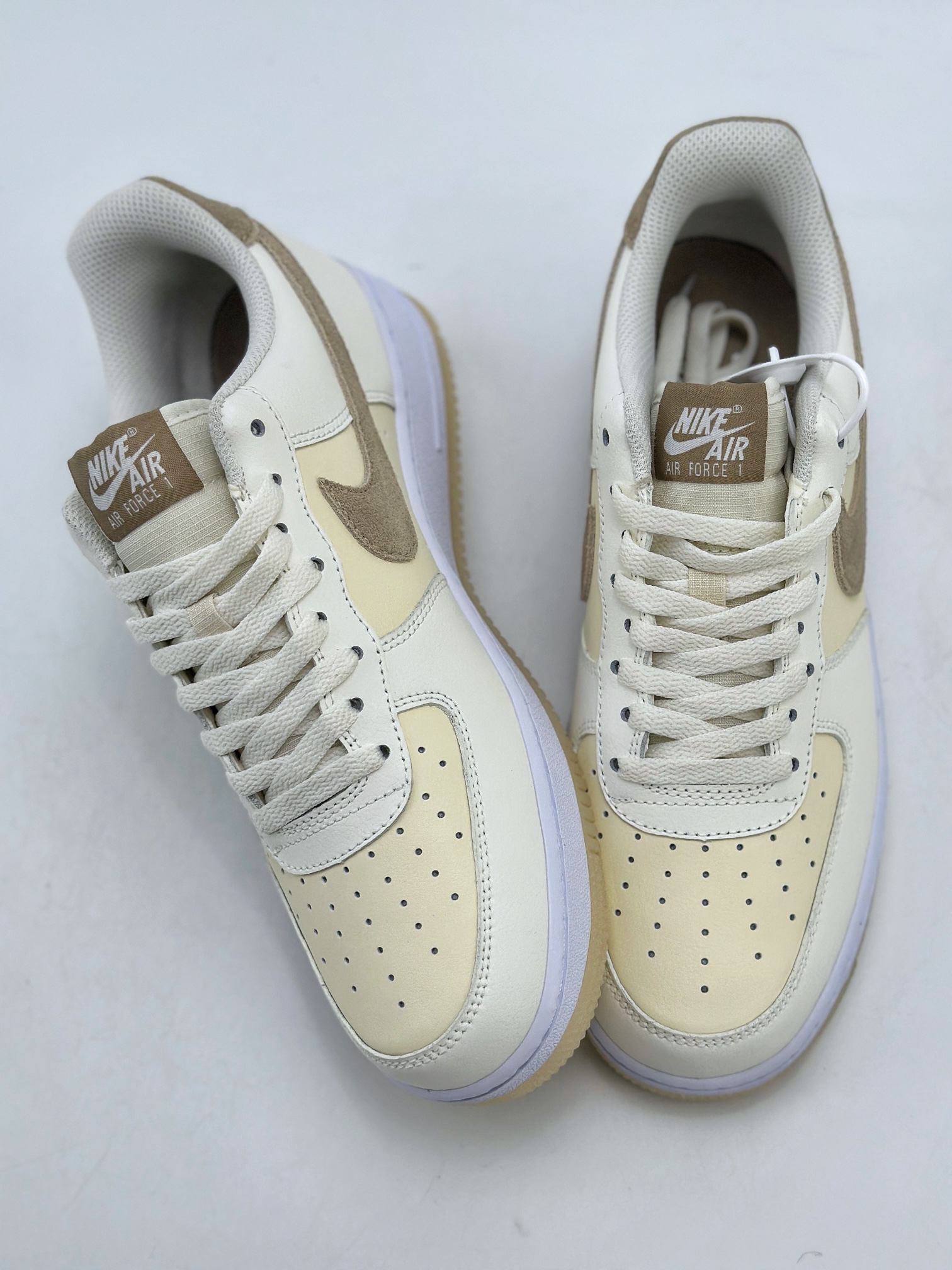 200 Nike Air Force 1 Low 07 米棕 FN5832-101