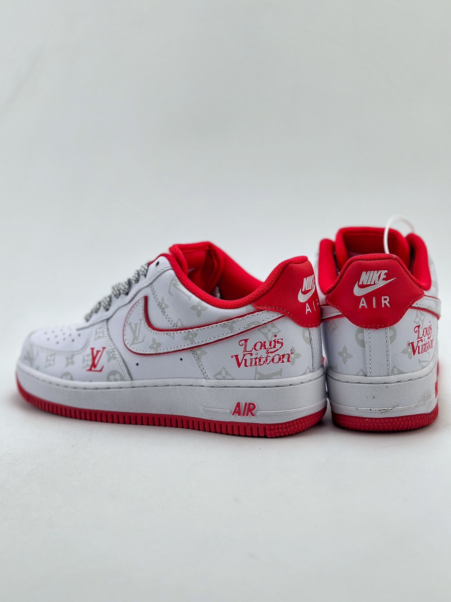 Nike Air Force 1 Low 07 x Louis Vuitton 白红印花 DR9868-100