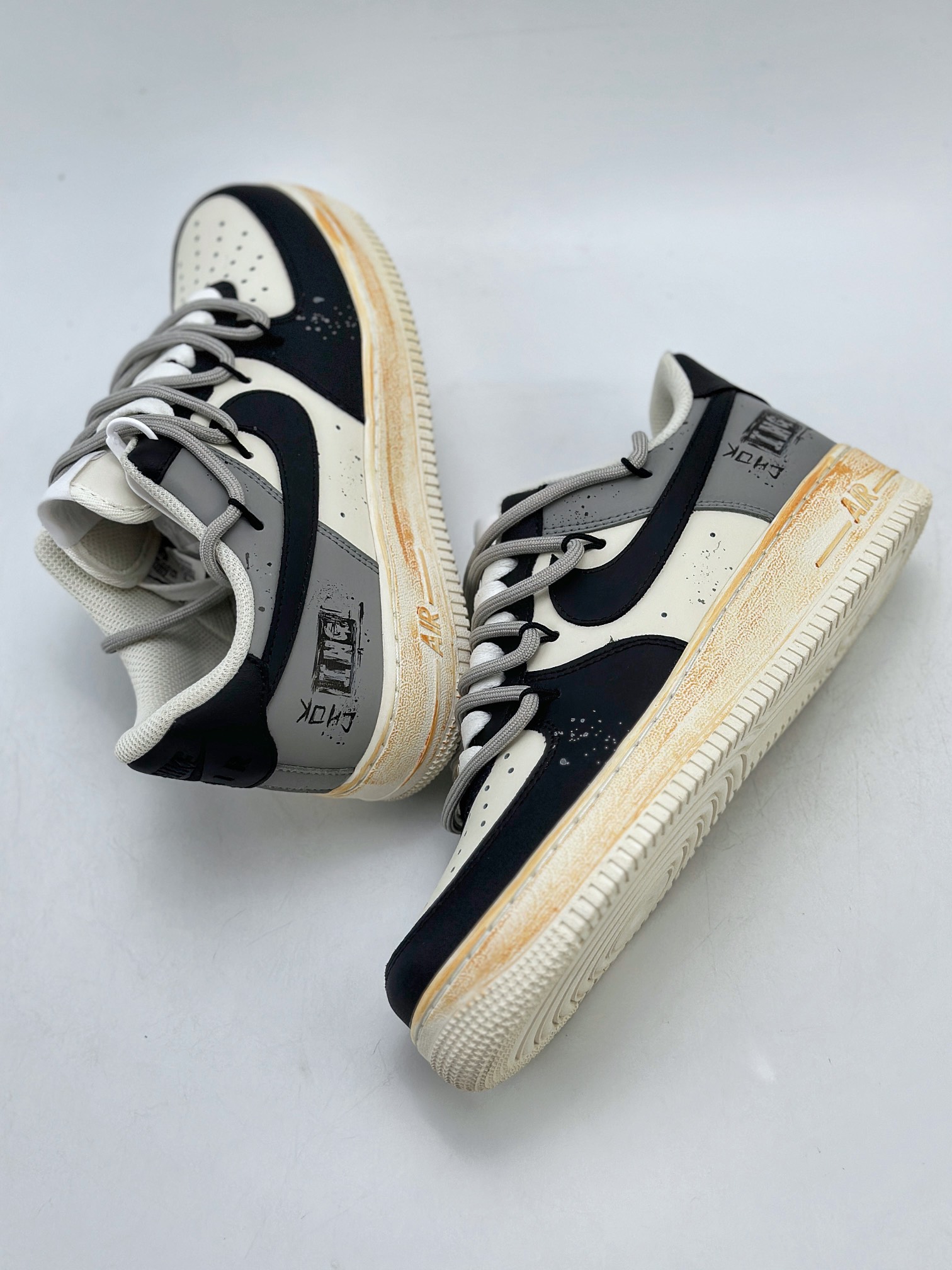 260 Nike Air Force 1 Low 07 811制造 无声缠绕 情绪 黑白灰 ZH0316-015