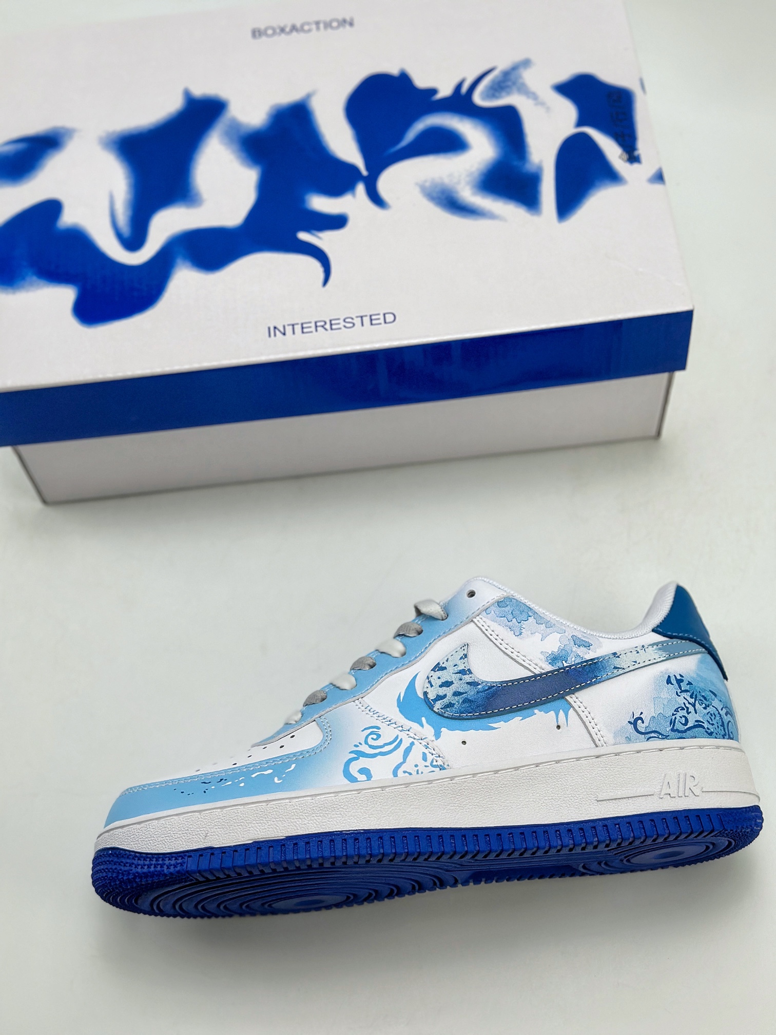 240 Nike Air Force 1 Low 07 龙年限定 龙之子 青花瓷蓝白 DV0813-104