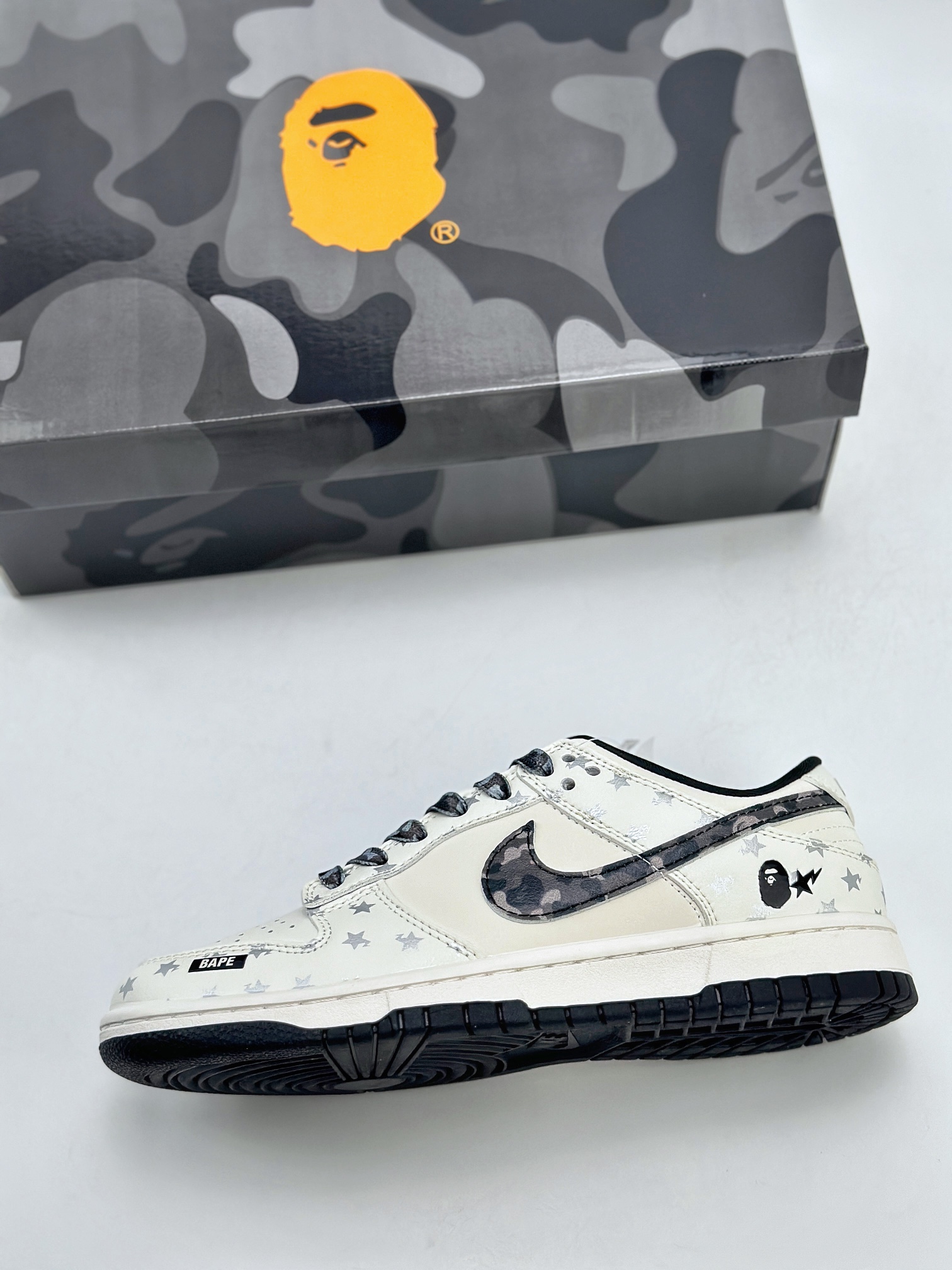 280 Nike SB Dunk Low x BAPE 白黑印花 DQ1098-350