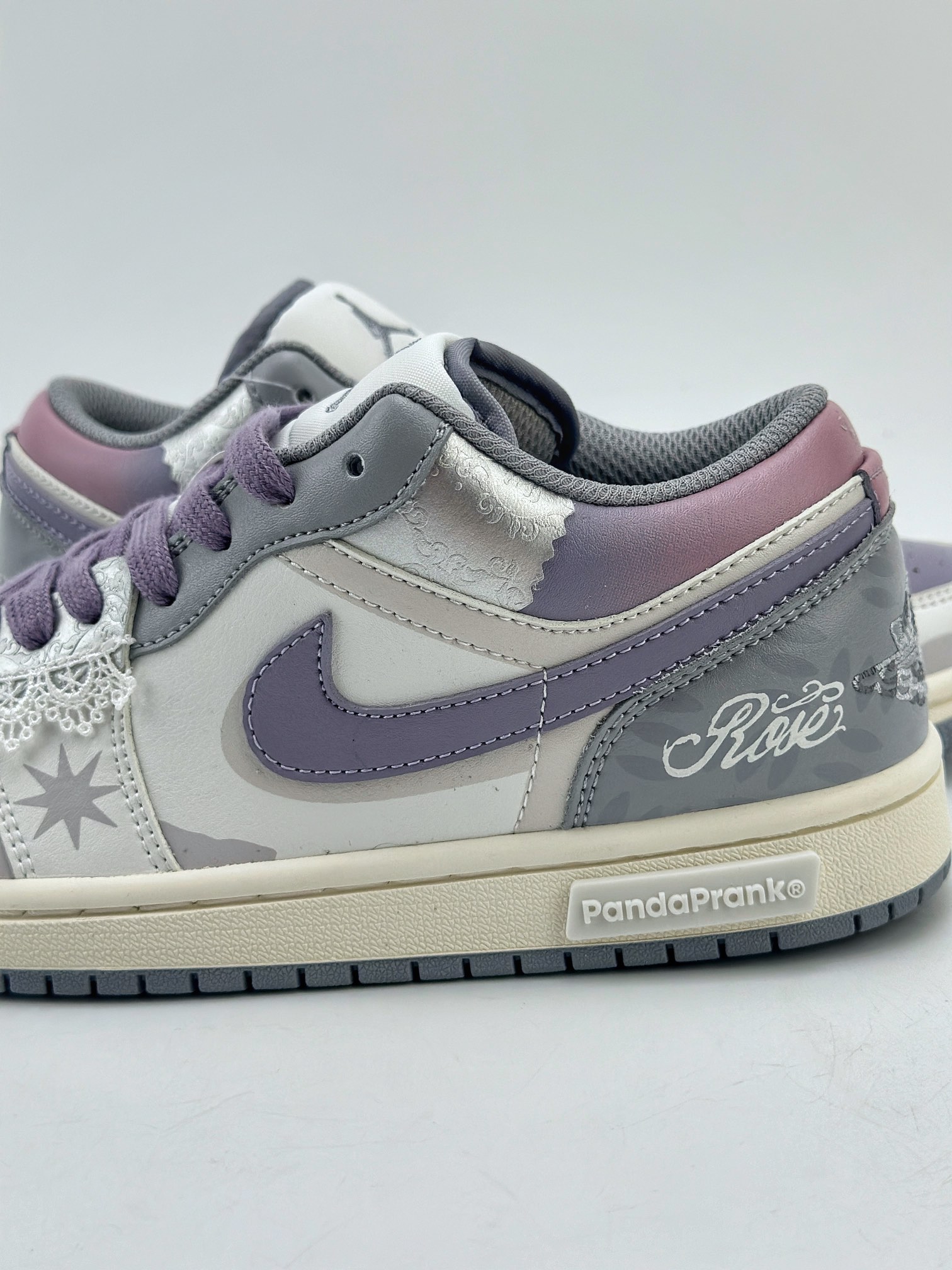 280 Air Jordan 1 Low 熊猫恶作剧 摩登薇境格蕾系蔷薇勋章白粉紫 553560-053