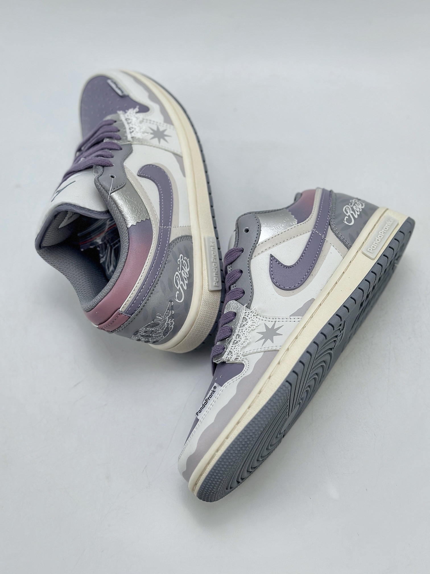 280 Air Jordan 1 Low 熊猫恶作剧 摩登薇境格蕾系蔷薇勋章白粉紫 553560-053