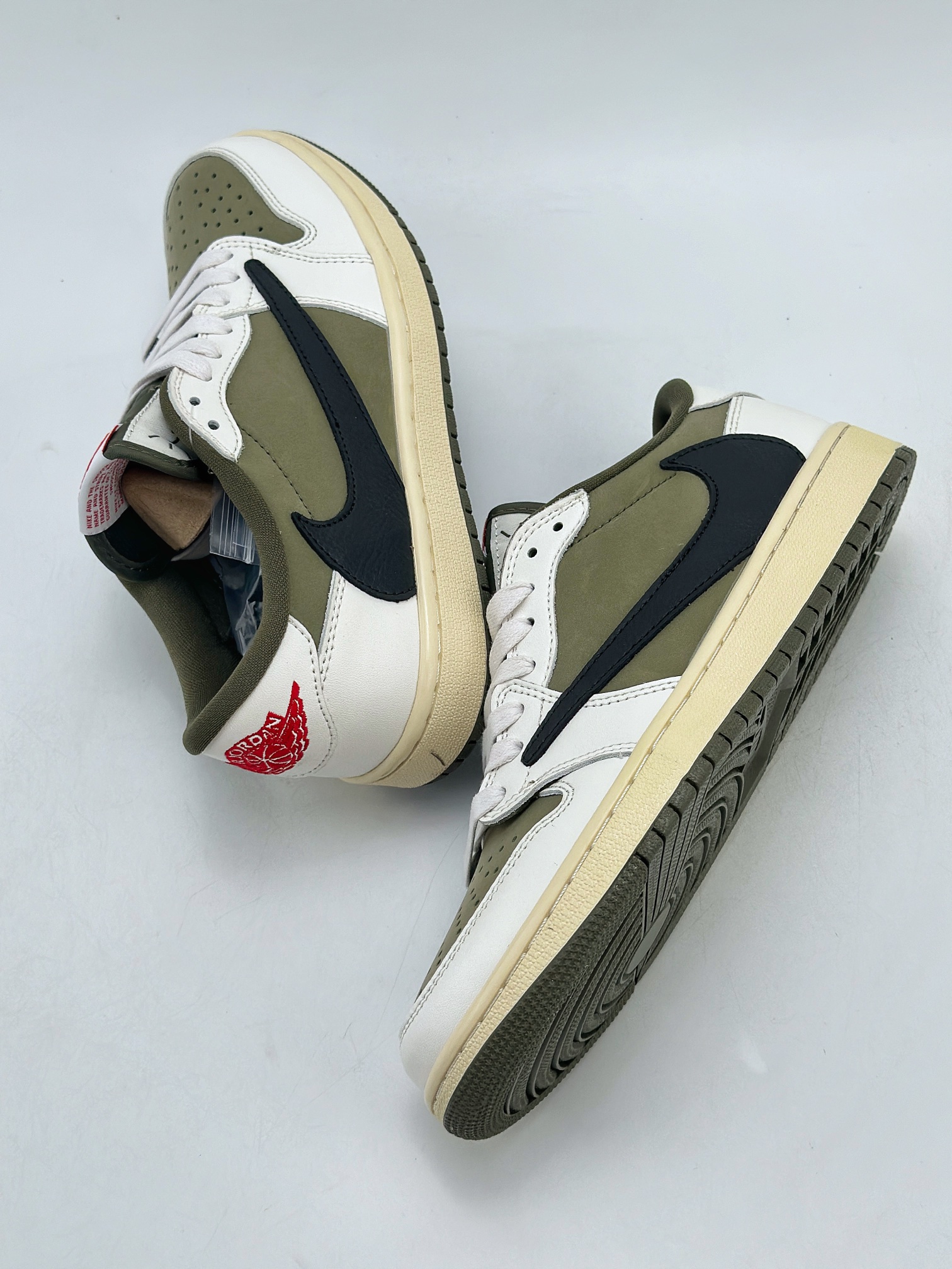 200 Air Jordan 1 Low x Fragment x Travis Scott 橄榄绿 DM7866-002