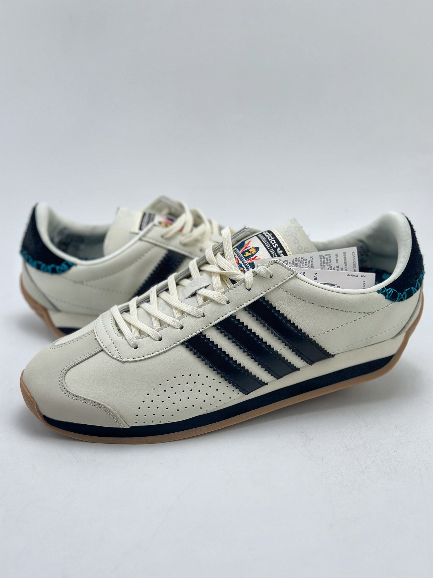 200 adidas originals COUNTRY OG 白黑色  ID1142