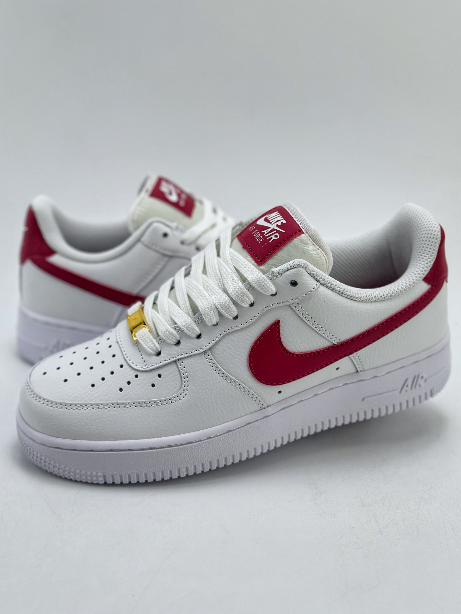 200 Nike Air Force 1 Low 07 复古白红 315115-154