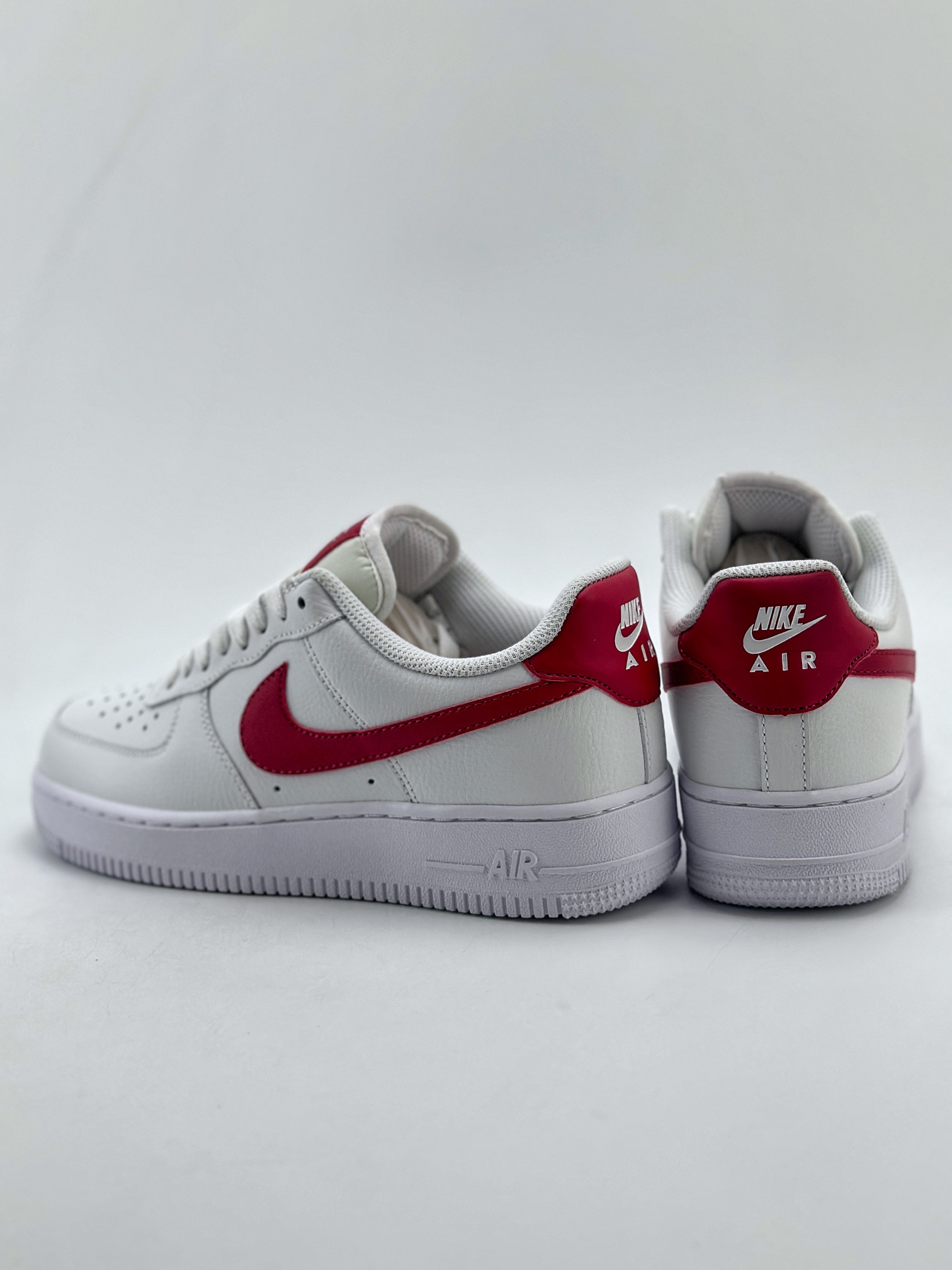 200 Nike Air Force 1 Low 07 复古白红 315115-154