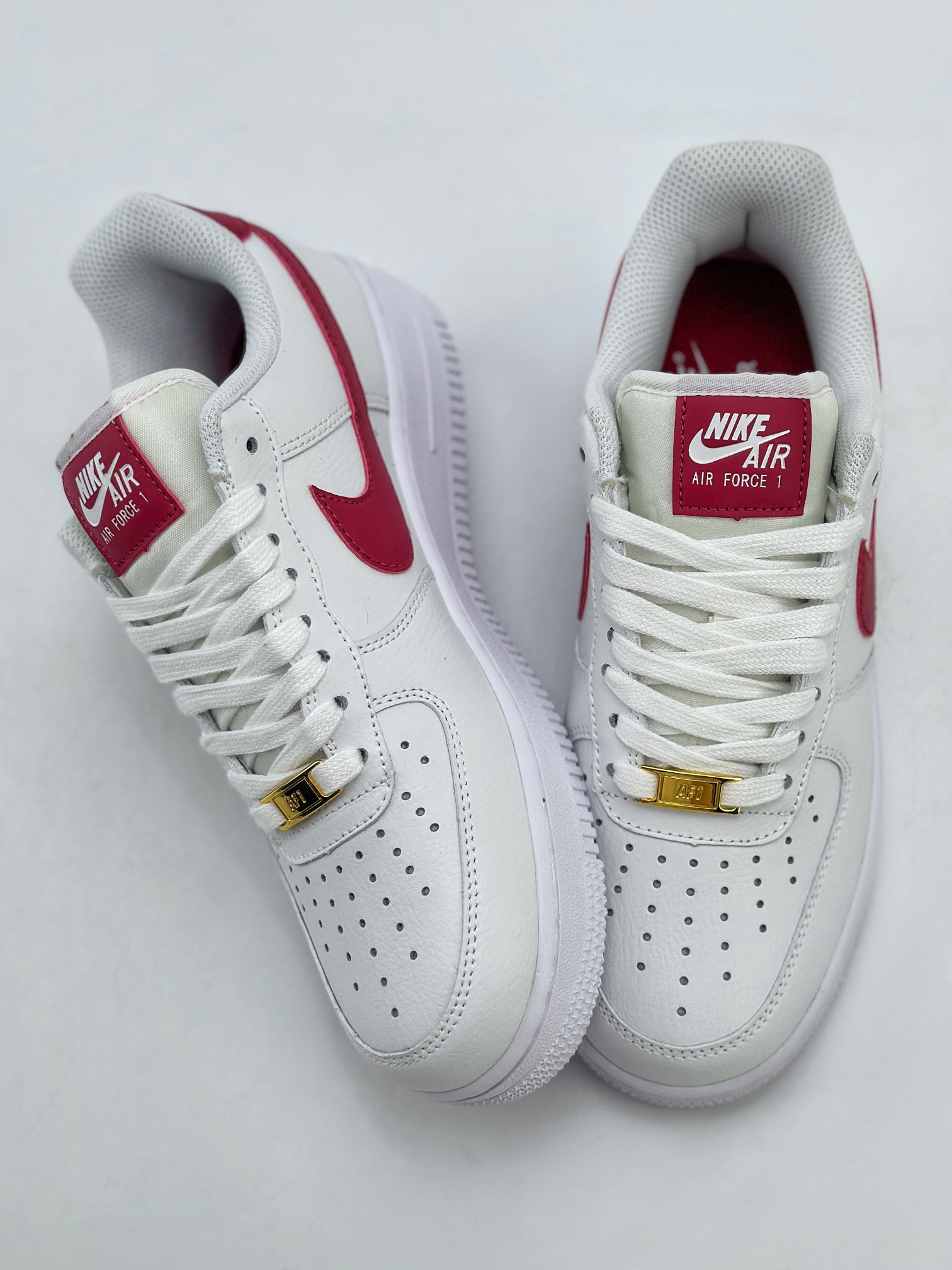 200 Nike Air Force 1 Low 07 复古白红 315115-154