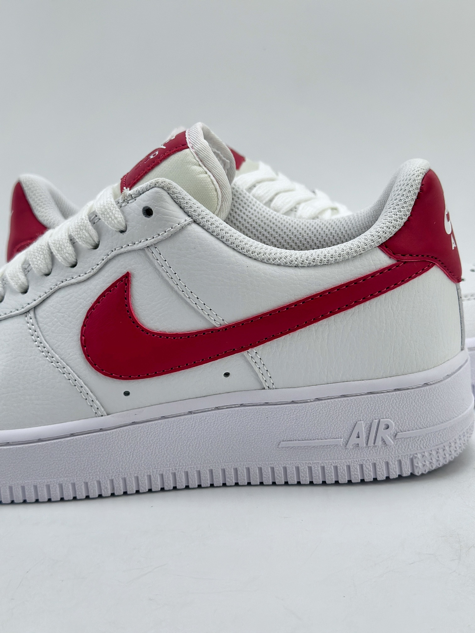 200 Nike Air Force 1 Low 07 复古白红 315115-154